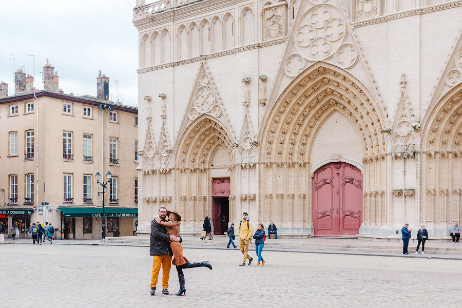 Love-story in Lyon. Family and wedding photographer Lyon, Paris, Annecy, Geneve