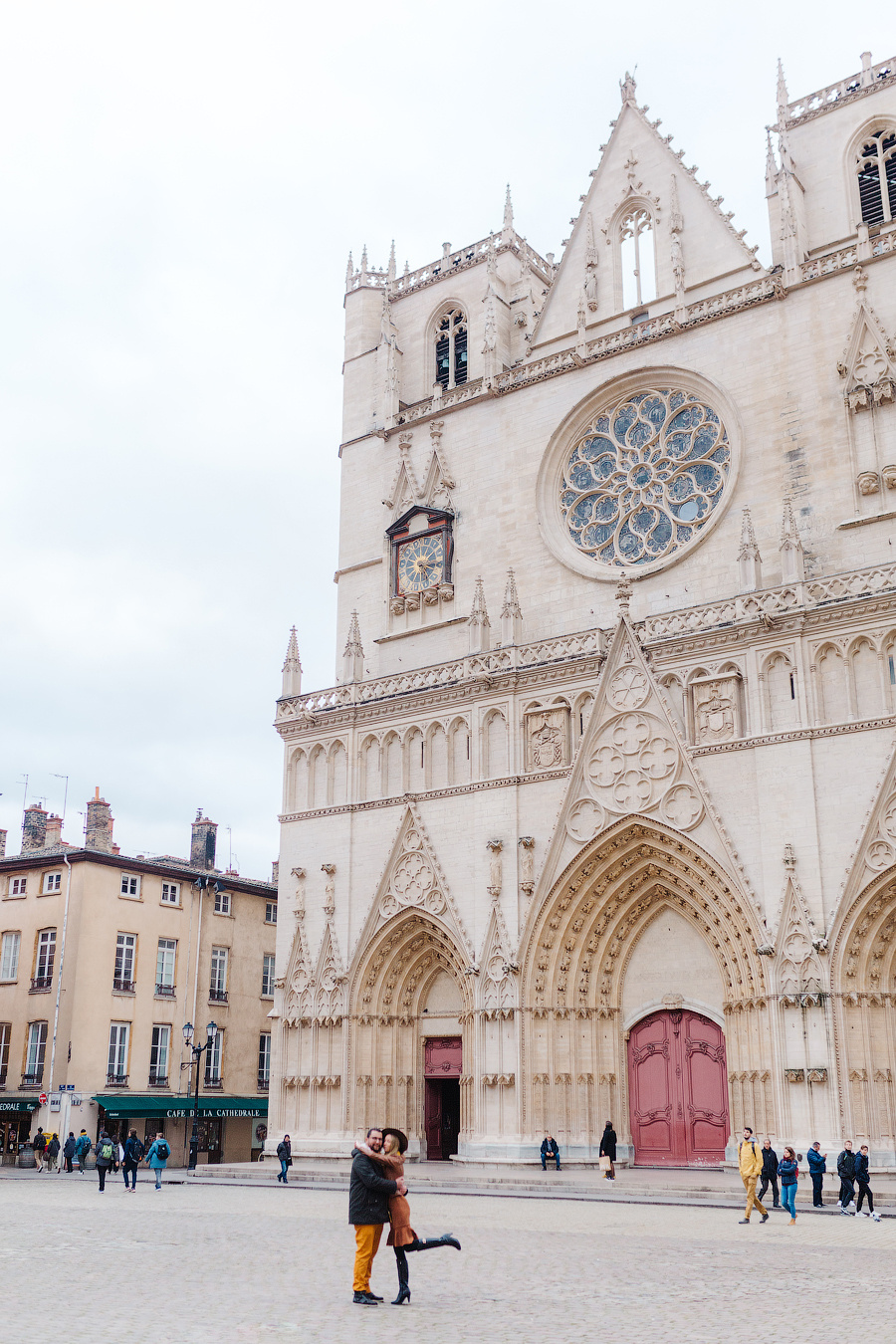 Love-story in Lyon. Family and wedding photographer Lyon, Paris, Annecy, Geneve