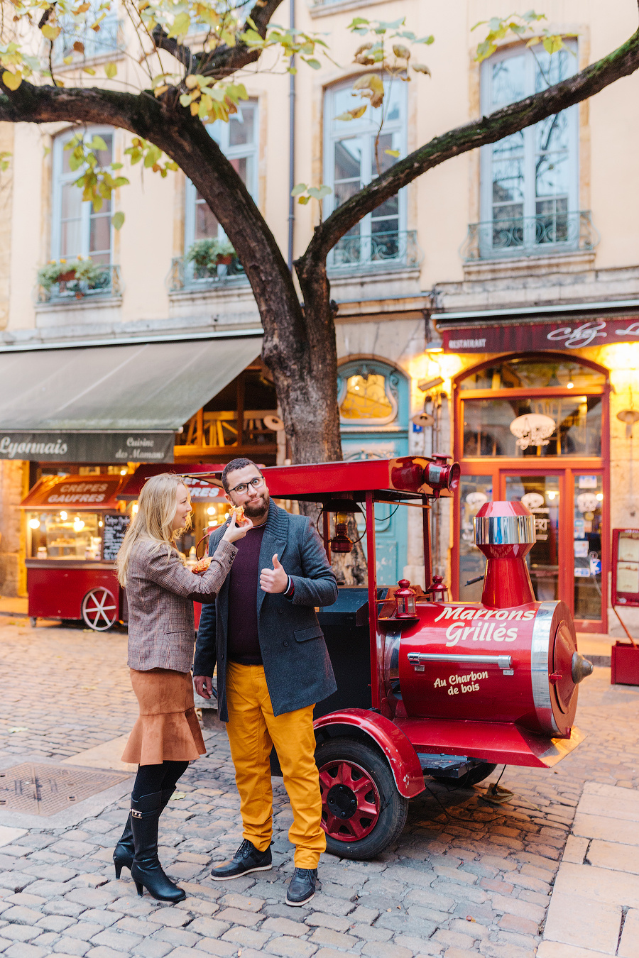 Love-story in Lyon. Family and wedding photographer Lyon, Paris, Annecy, Geneve