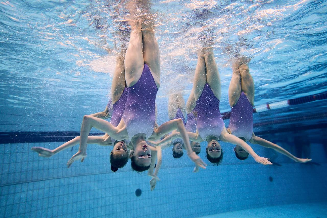 Подводная Фотосессия для команды синхронного плавания. Профессиональный фотограф в Москве — Максим Дьяконов