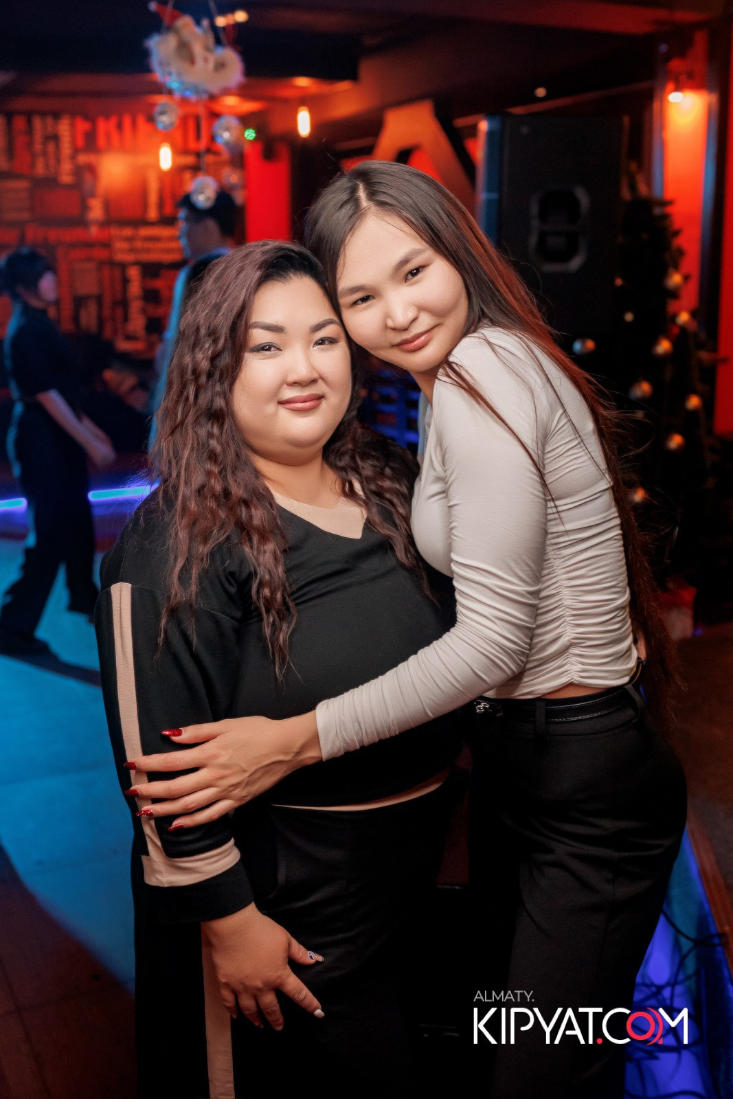 ШАШЛЫКОФФ. КИПЯТКОМ АЛМАТЫ!