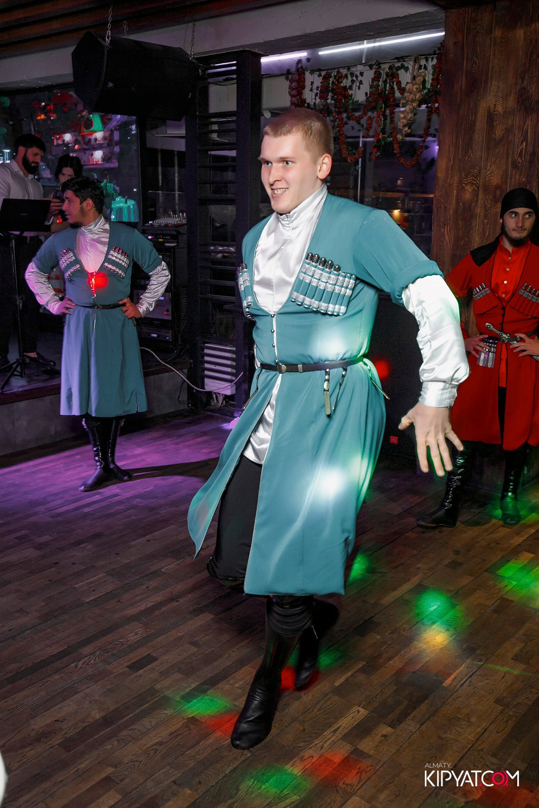 ВАХТАНГУРИ. КИПЯТКОМ АЛМАТЫ!