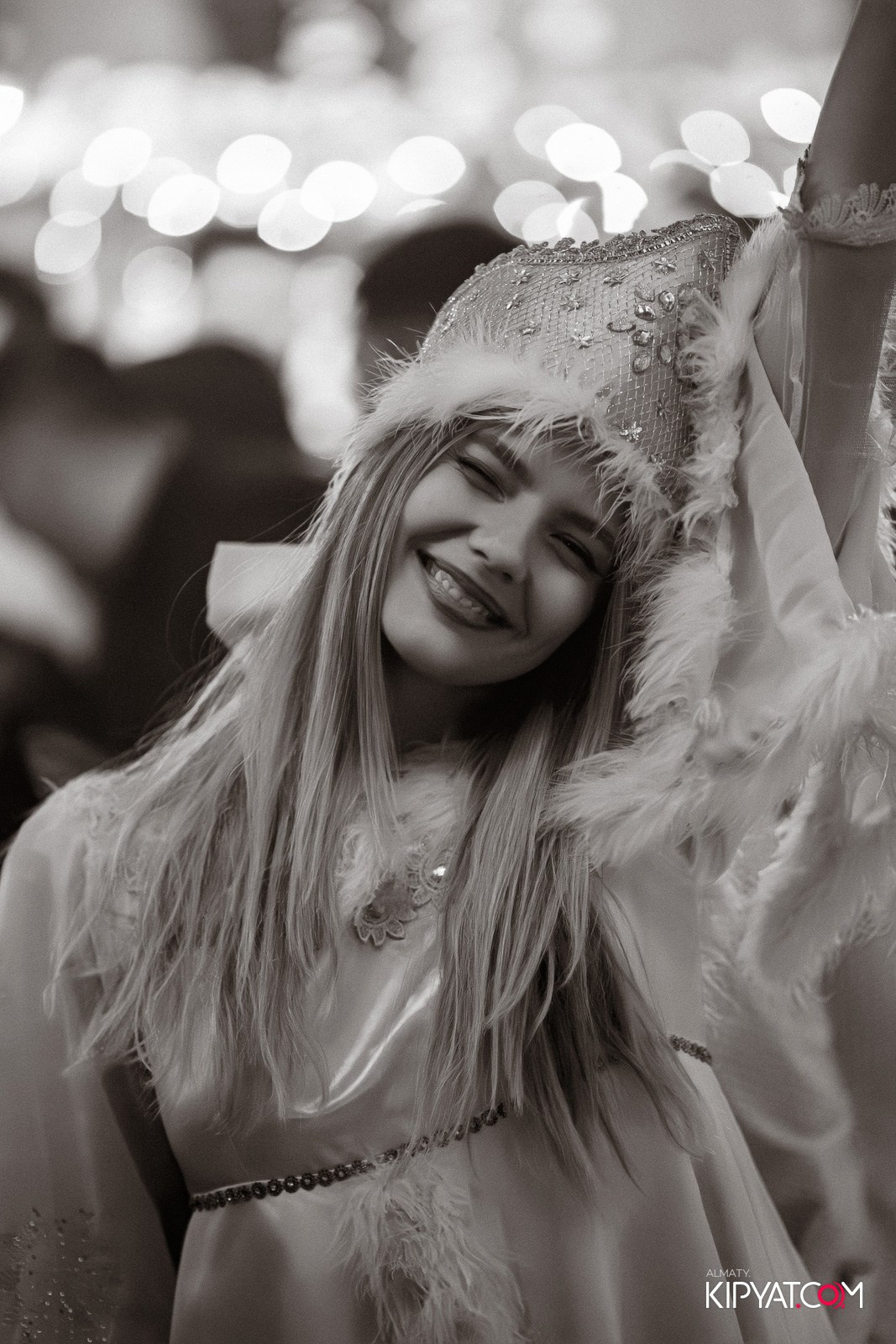 FITNESS ЁЛКА в ночном клубе SANTA BARBARA. КИПЯТКОМ АЛМАТЫ!