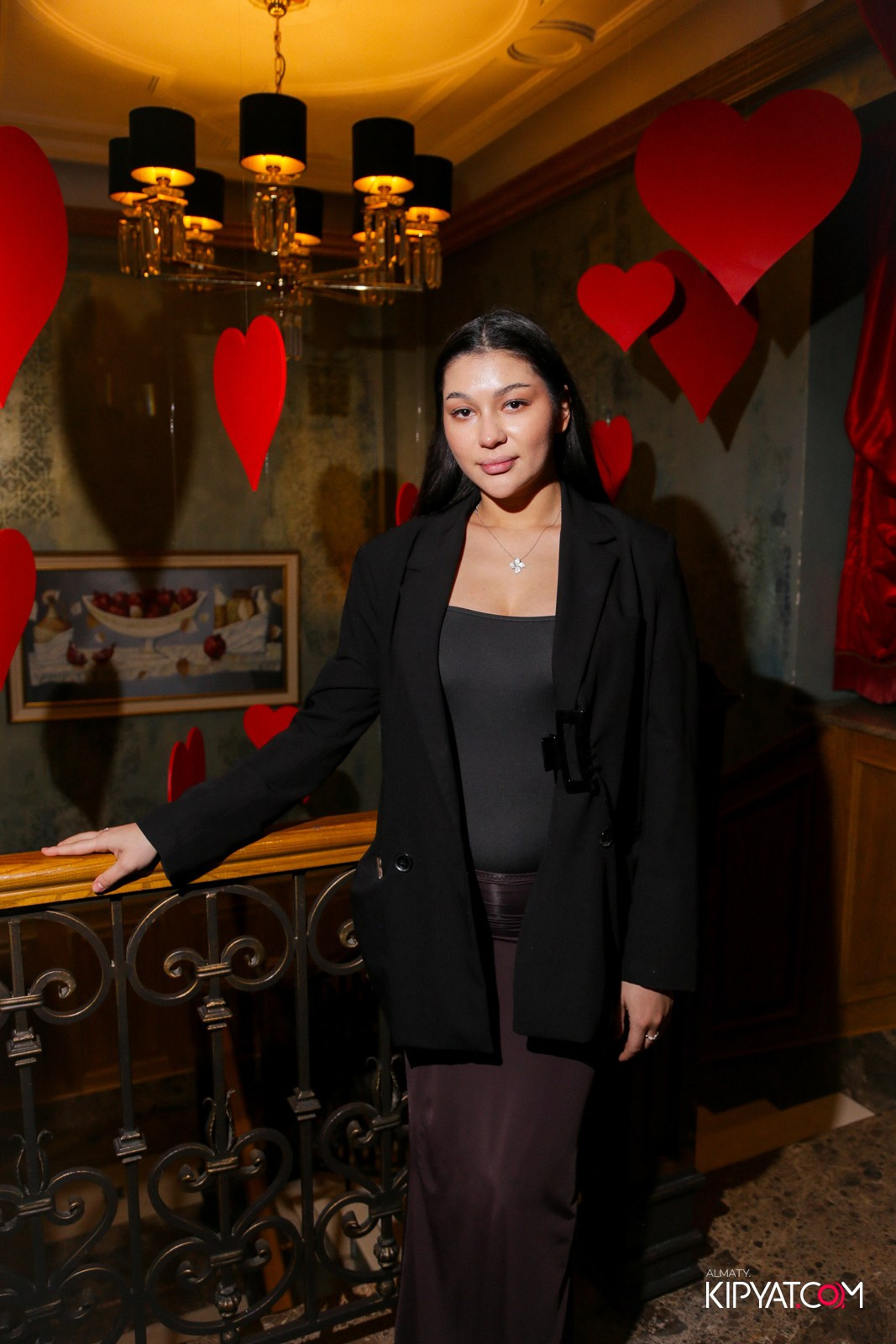 РЕСТОРАН ALAZANI НА КАБАНБАЙ БАТЫРА. КИПЯТКОМ АЛМАТЫ!