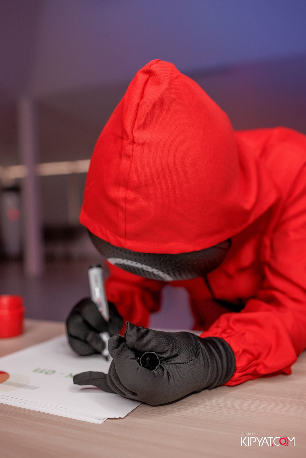 КВЕСТ-ШОУ ALAROVICH / ИГРА В КАЛЬМАРА. КИПЯТКОМ АЛМАТЫ!