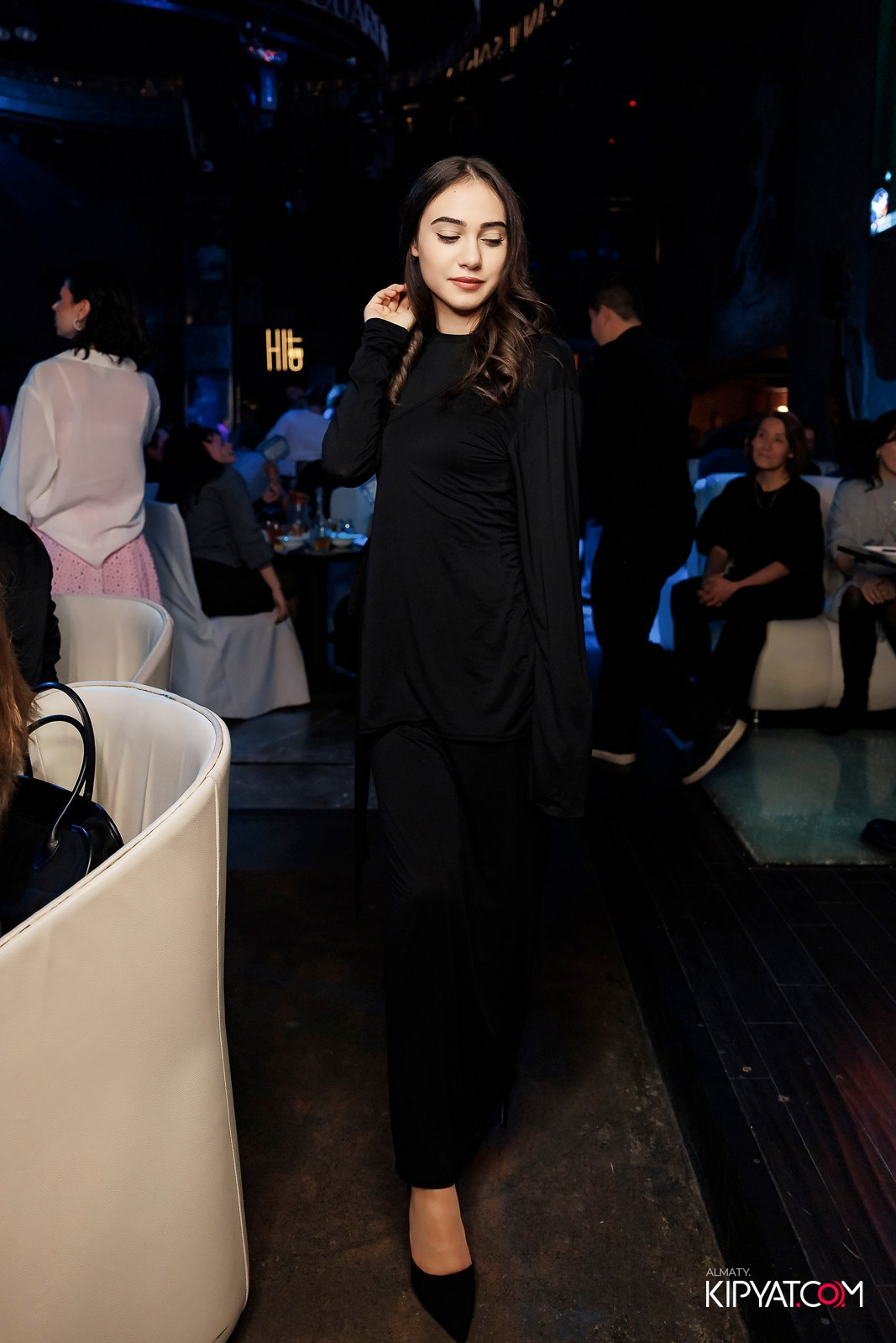 МУЗЫКАЛЬНОЕ ЛОТО В HIT RETRO. КИПЯТКОМ АЛМАТЫ! Фотосъемка мероприятий в Алматы