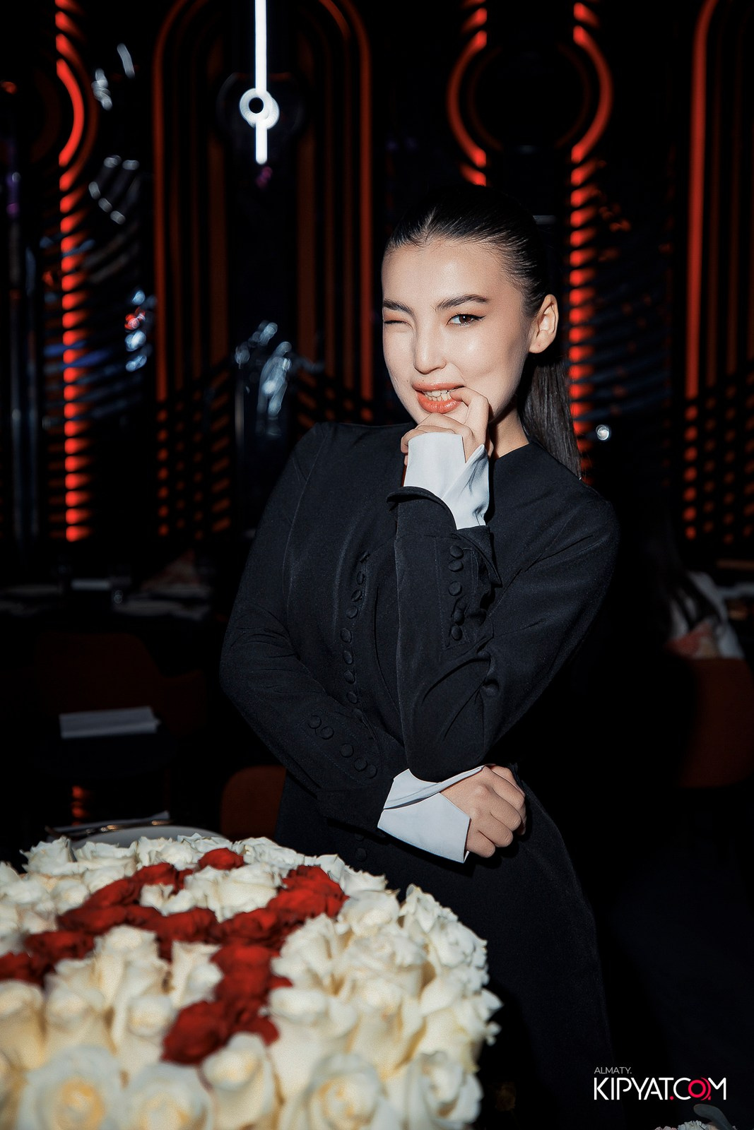 FRIENDS BAR & TERRACE. КИПЯТКОМ АЛМАТЫ! Фотосъемка мероприятий в Алматы