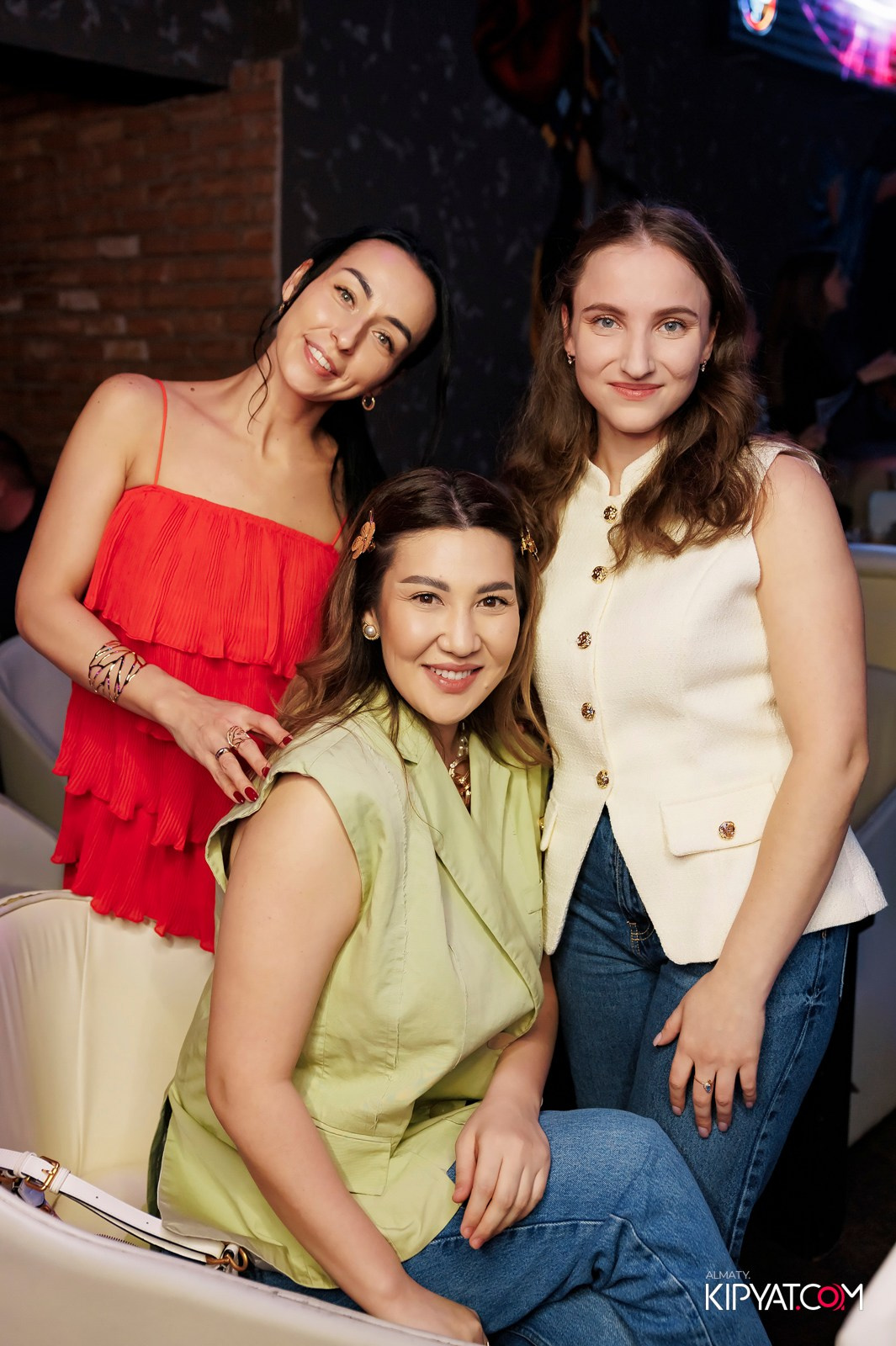 МУЗЫКАЛЬНОЕ ЛОТО В HIT RETRO. КИПЯТКОМ АЛМАТЫ! Фотосъемка мероприятий в Алматы