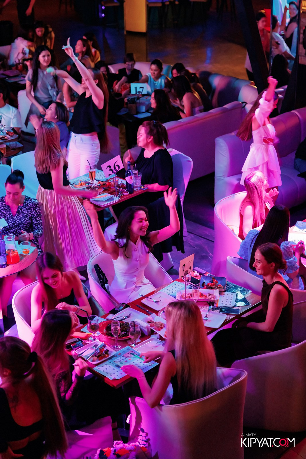 МУЗЫКАЛЬНОЕ ЛОТО В HIT RETRO. КИПЯТКОМ АЛМАТЫ!