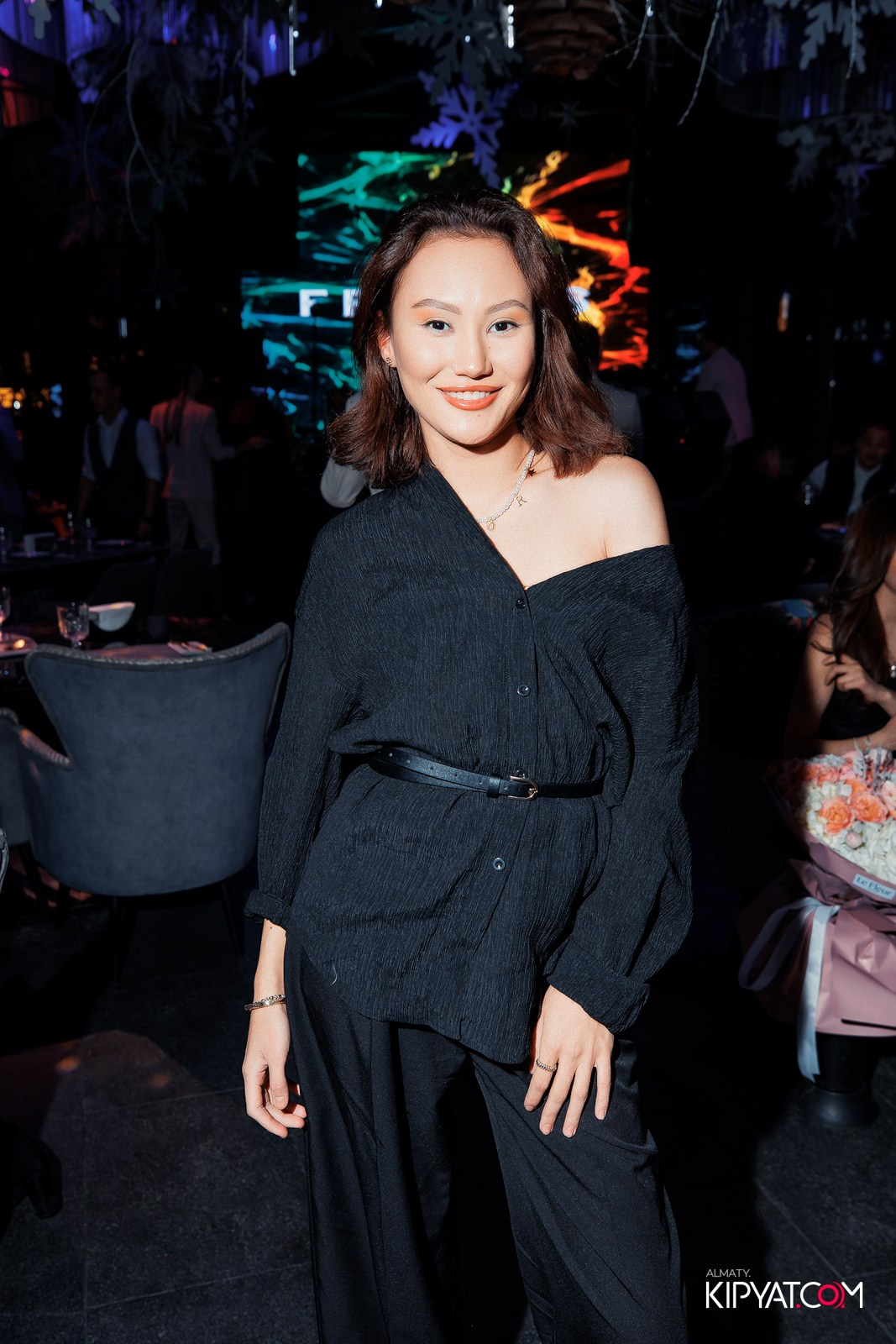 FRIENDS BAR & TERRACE. КИПЯТКОМ АЛМАТЫ!