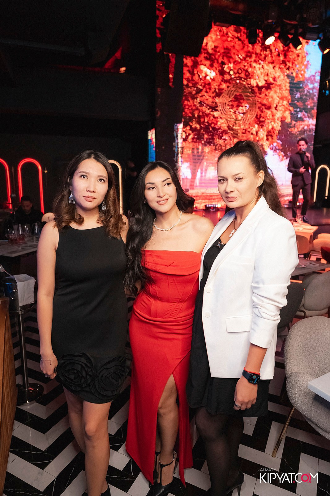 QUEEN. КИПЯТКОМ АЛМАТЫ!