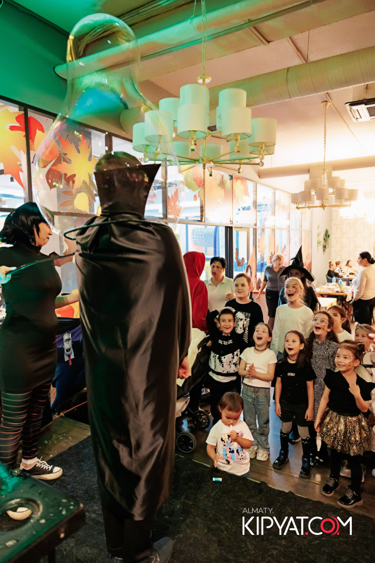 ДЕТСКИЙ ХЭЛЛОУИН KINDER BOOM. КИПЯТКОМ АЛМАТЫ! Фотосъемка мероприятий в Алматы
