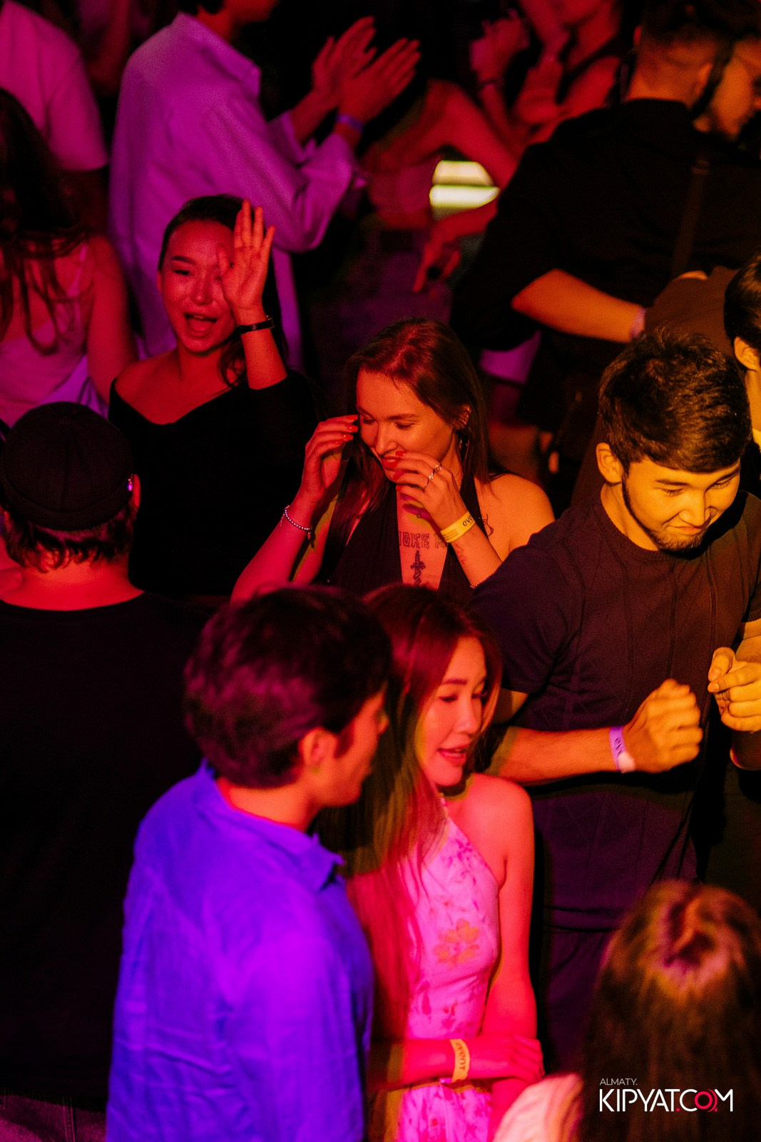 EVENT BAR. КИПЯТКОМ АЛМАТЫ!