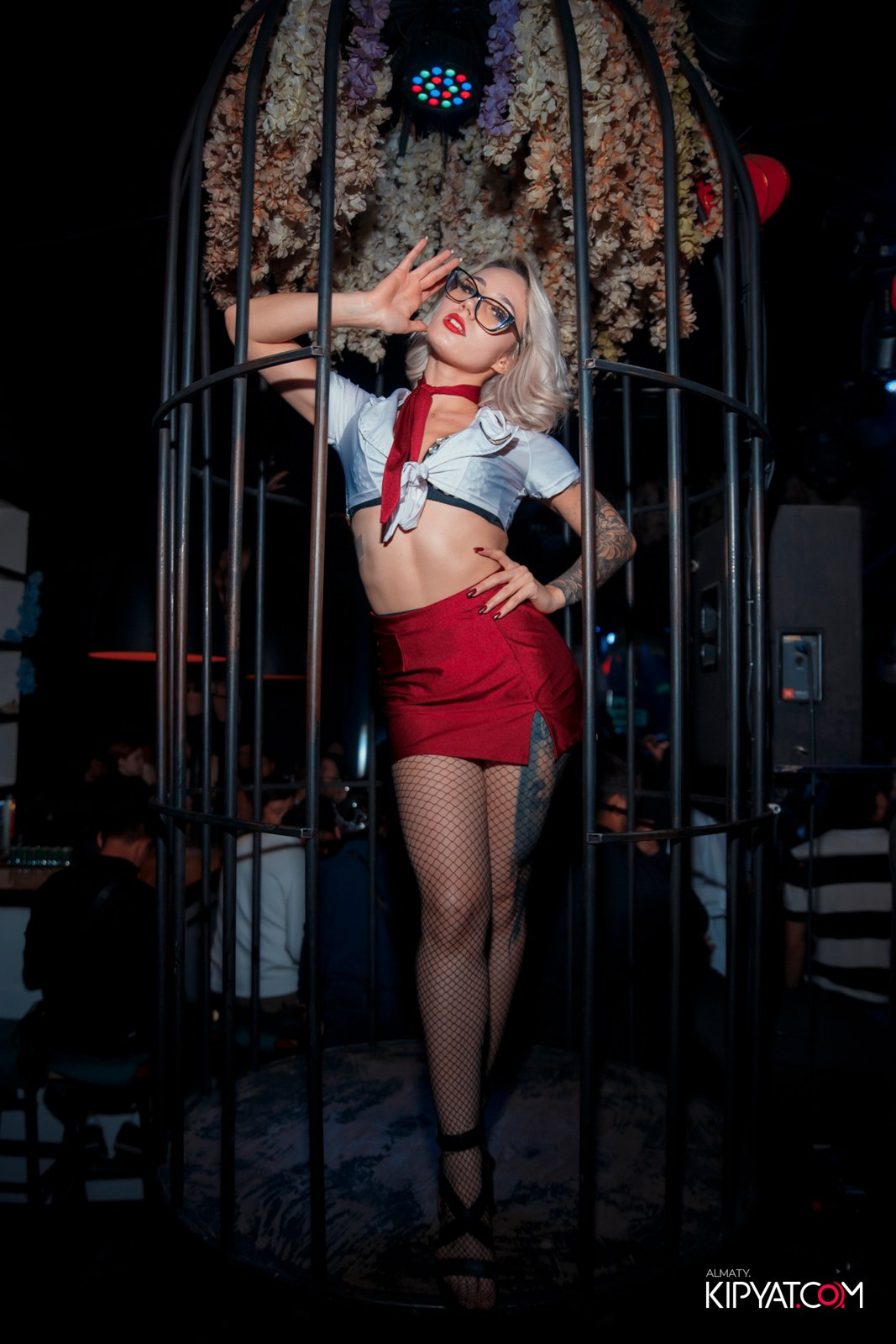 UYAT EMES BAR. КИПЯТКОМ АЛМАТЫ!