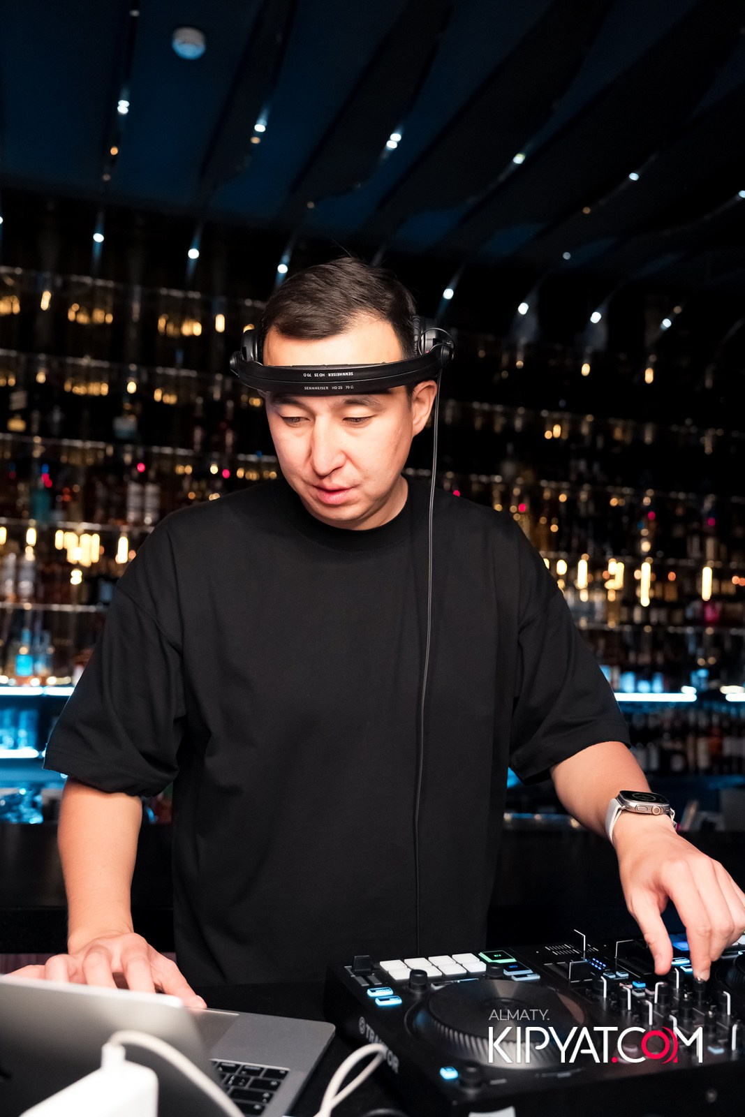 MOOD KARAOKE & TERRACE. КИПЯТКОМ АЛМАТЫ!