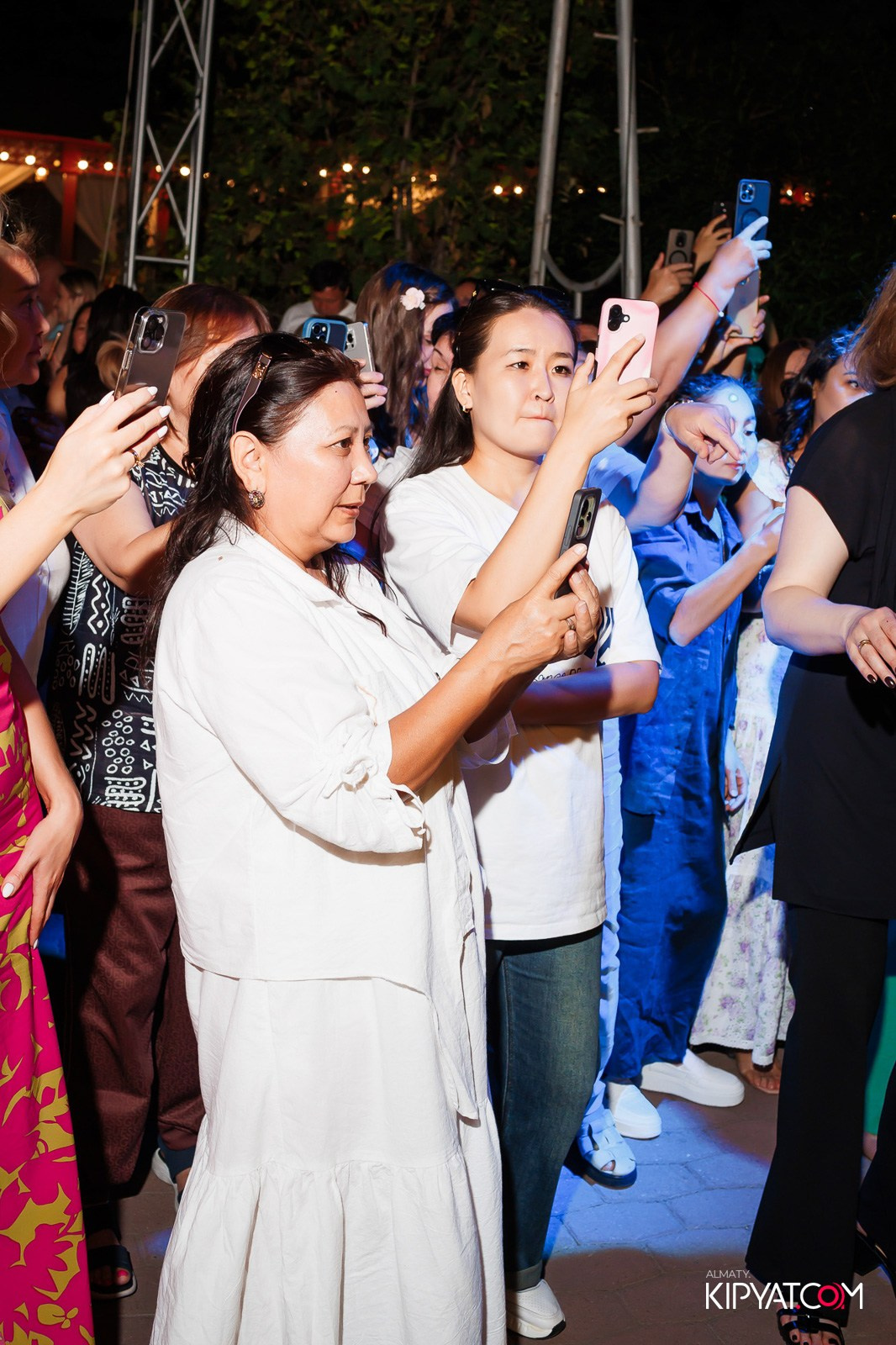 РЕСТОРАН УЧ ЛЯГАН. КИПЯТКОМ АЛМАТЫ!