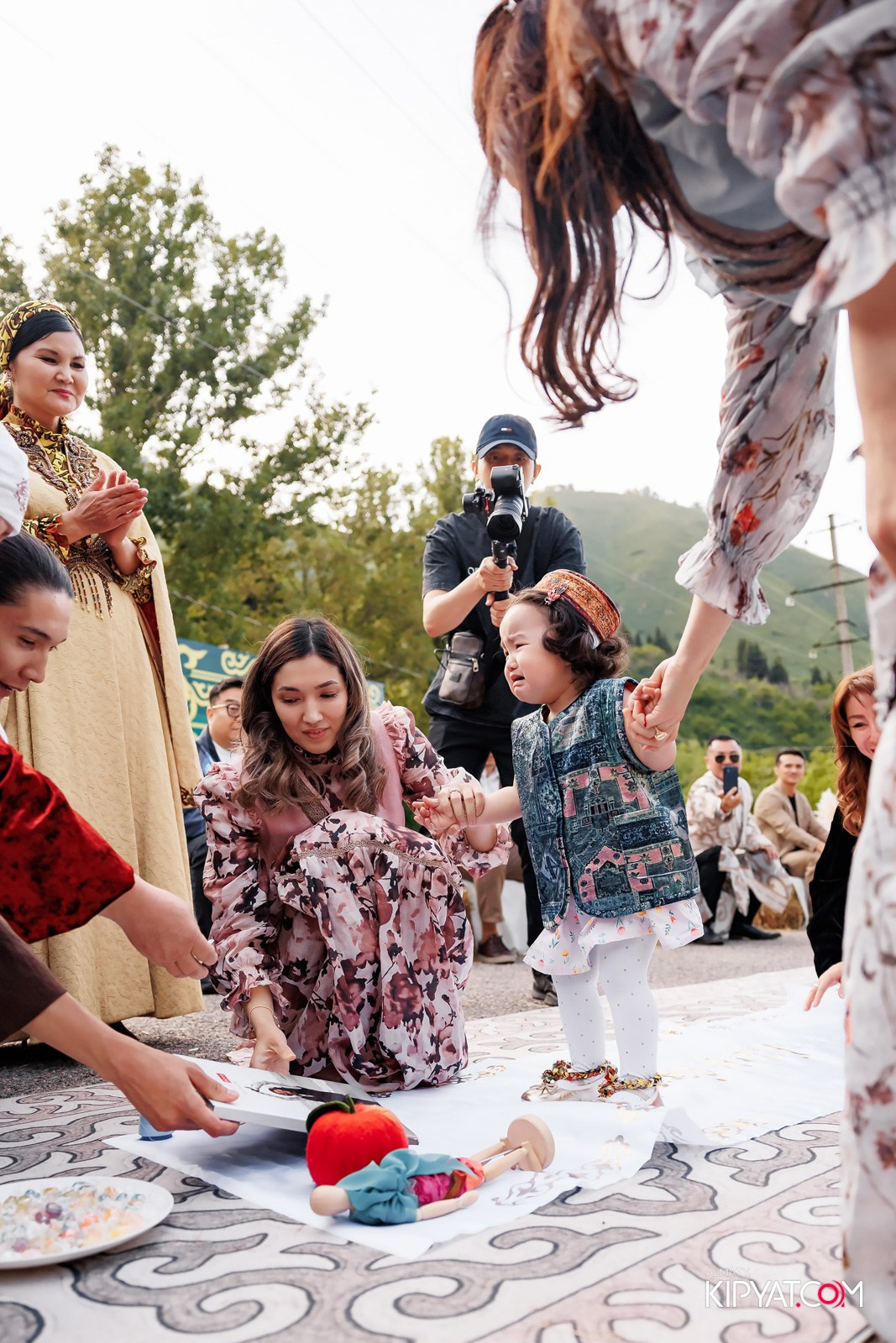 KANG REN TANG. КИПЯТКОМ АЛМАТЫ!