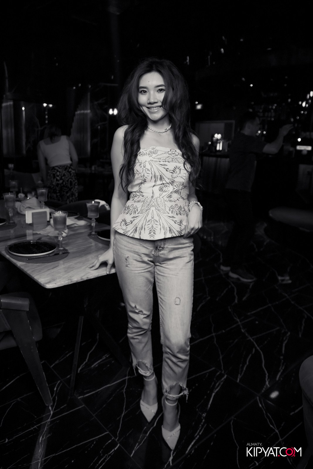 MOOD KARAOKE & TERRACE. КИПЯТКОМ АЛМАТЫ!