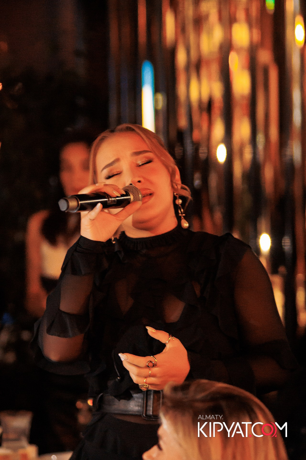 MOOD KARAOKE & TERRACE. КИПЯТКОМ АЛМАТЫ!