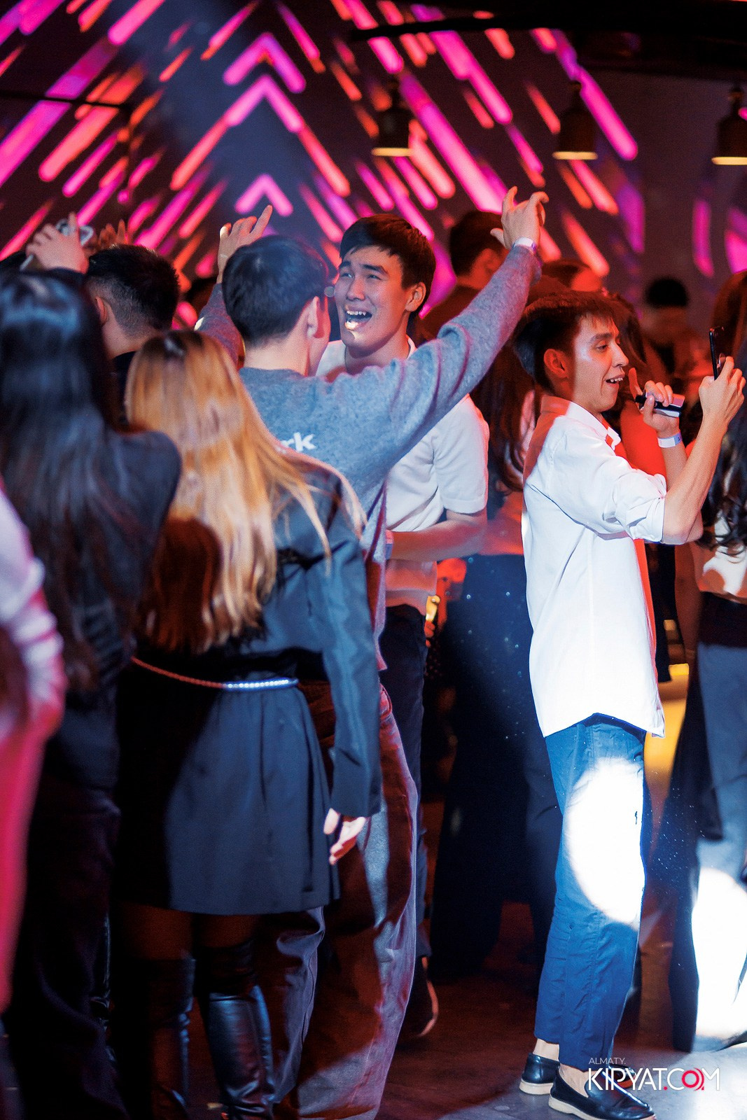 EVENT BAR. КИПЯТКОМ АЛМАТЫ! Фотосъемка мероприятий в Алматы