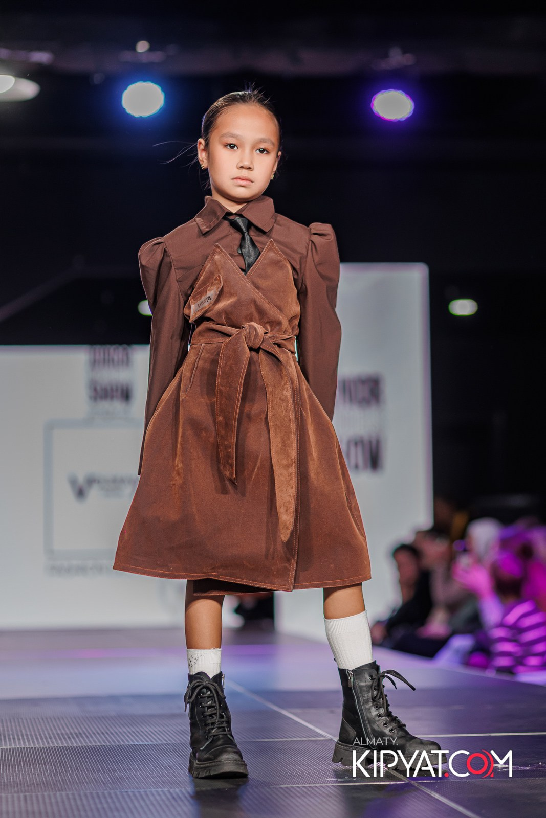 JUNIOR MODELS SHOW В РАМКАХ БЛАГОТВОРИТЕЛЬНОГО ПРОЕКТА МОДА ЗА СЧАСТЬЕ ДЕТЕЙ. КИПЯТКОМ АЛМАТЫ!