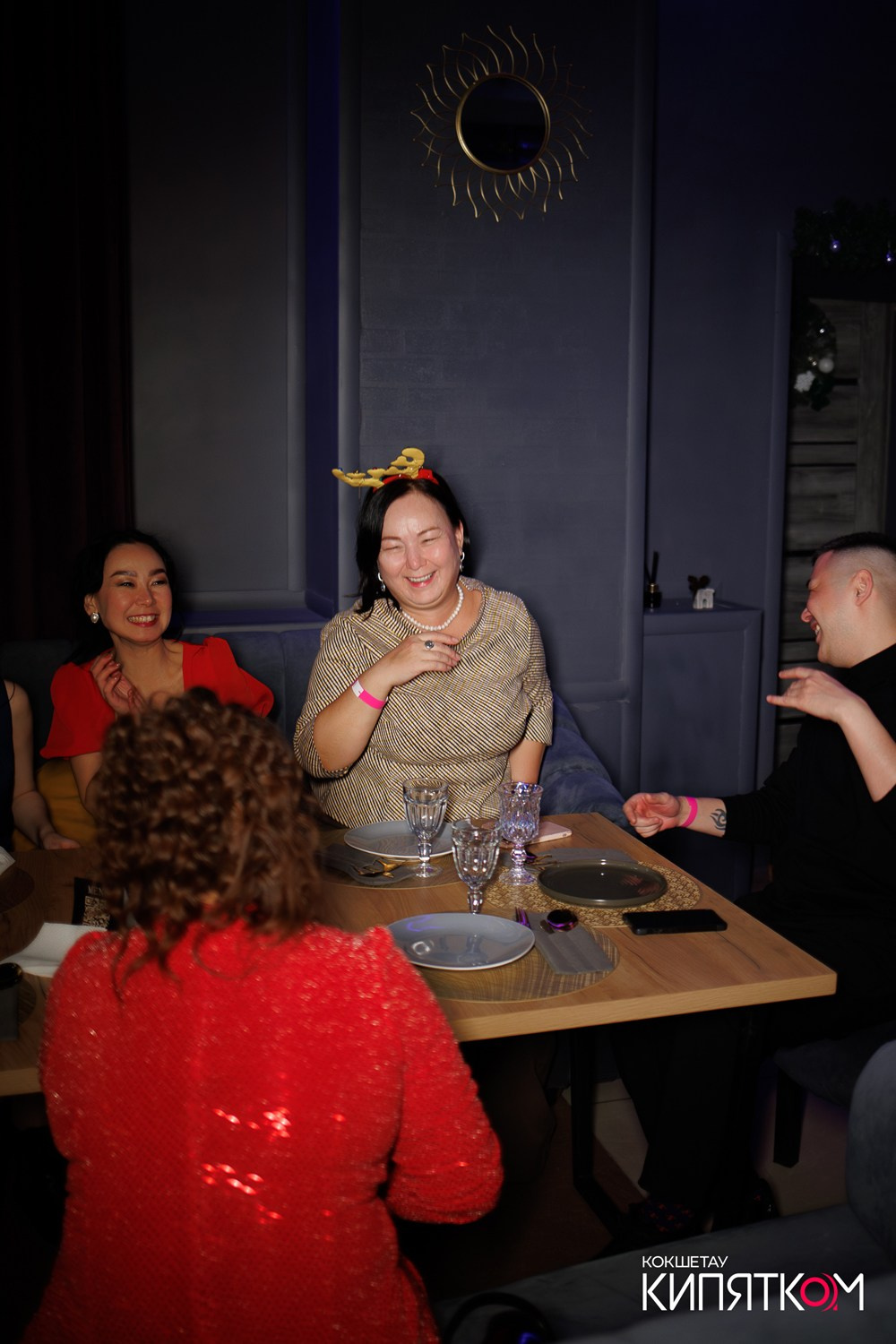 МОЛОДОСТЬ. КИПЯТКОМ КОКШЕТАУ