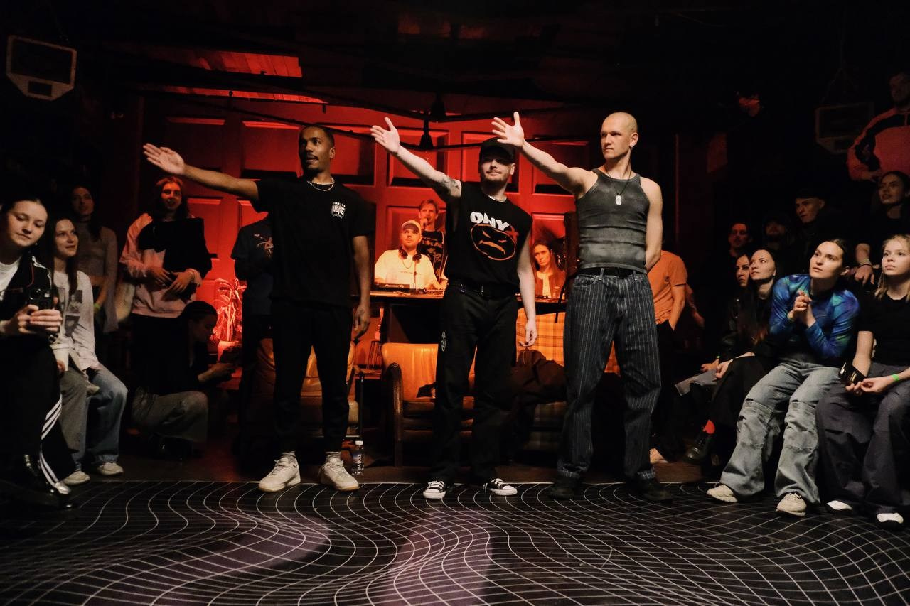 Танец. Аня белка — художница и фотограф