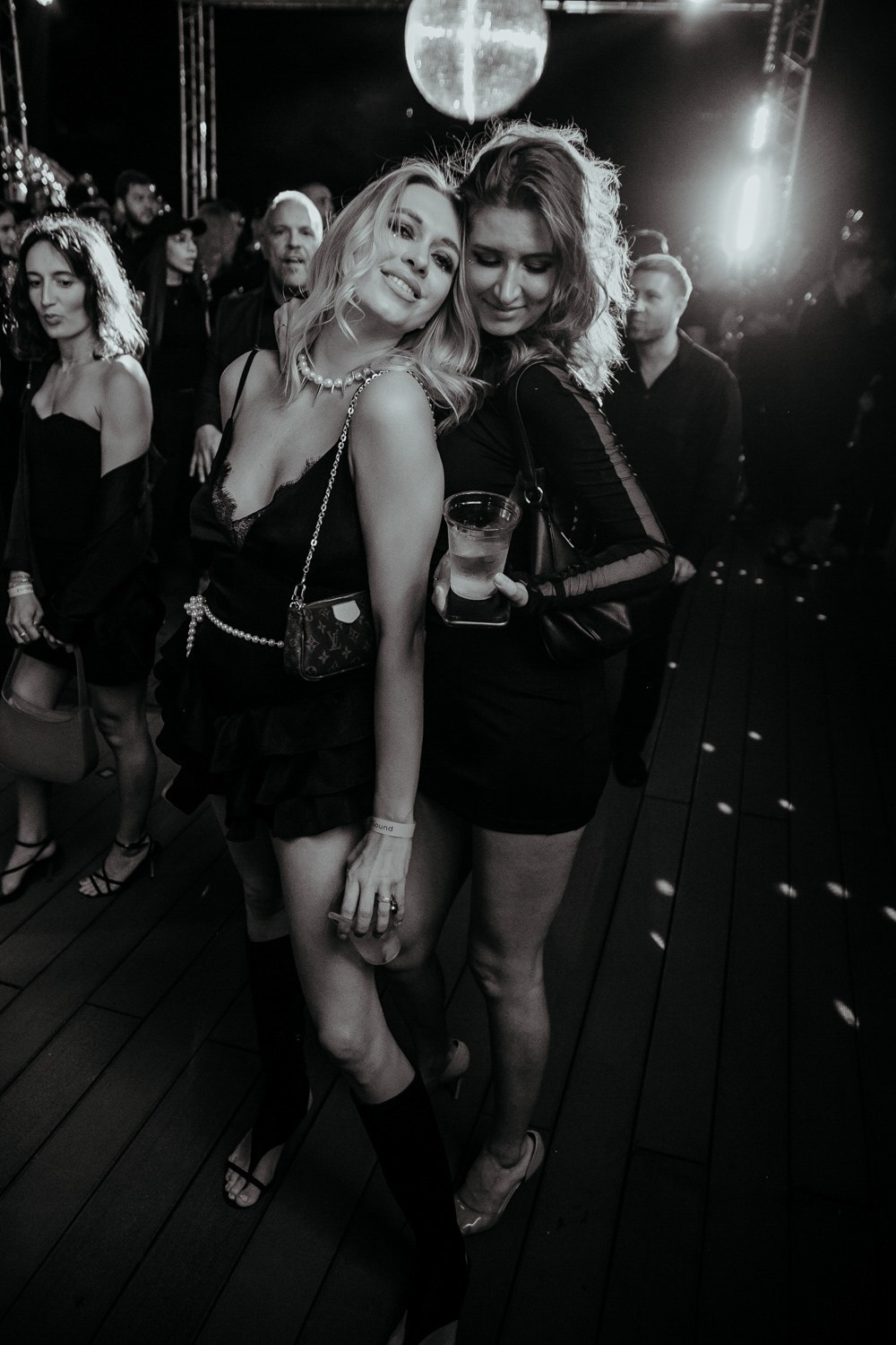 Вечеринка «TOTAL BLACK». Свадебный и детский фотограф в Волгограде Слава Белов