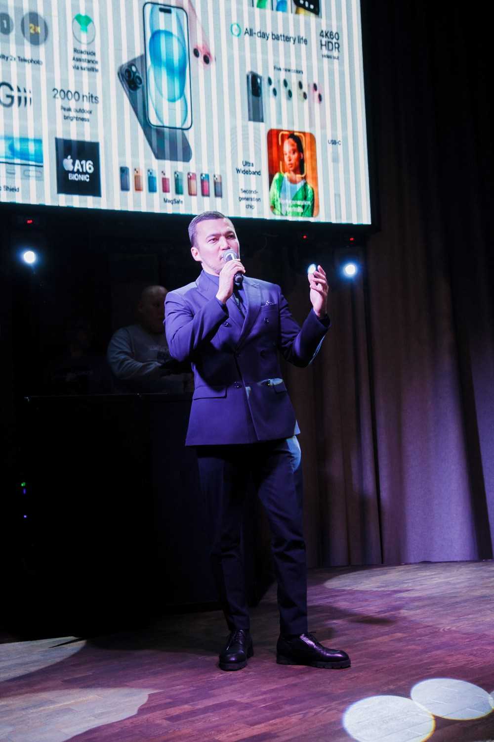 Презентация «Iphone 15». Свадебный и детский фотограф в Волгограде Слава Белов