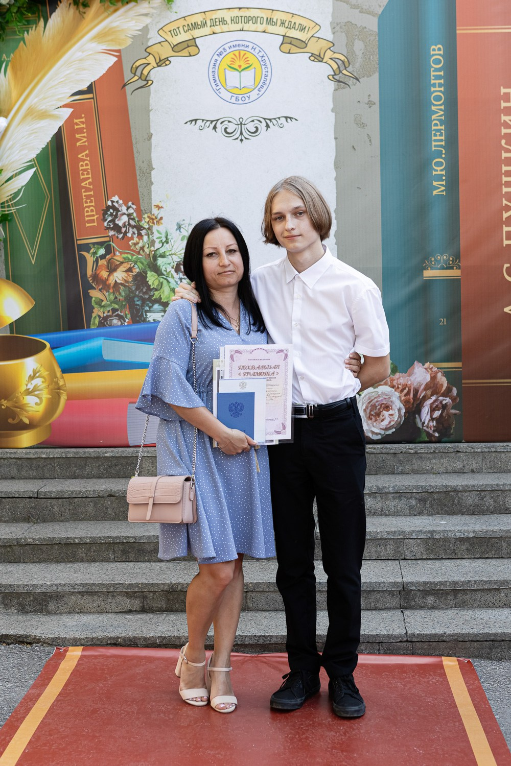 Фотосъёмка выпускного в школе. Свадебный фотограф, фотосъемка в Крыму, Севастополе, Симферополе, Ялте