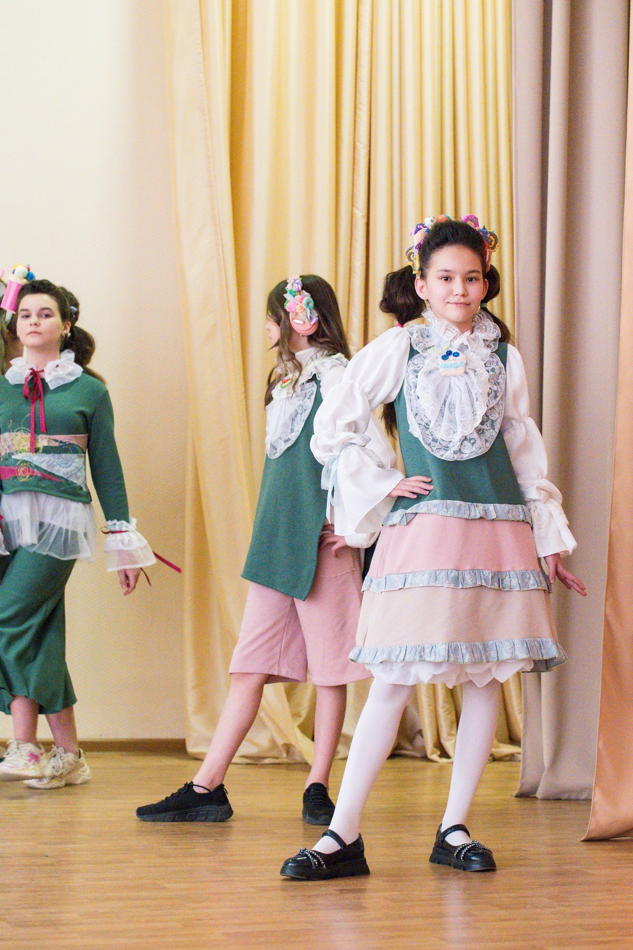 Царскосельский кутюрье. Репортажная съёмка в Санкт-Петербурге, Константин Петров