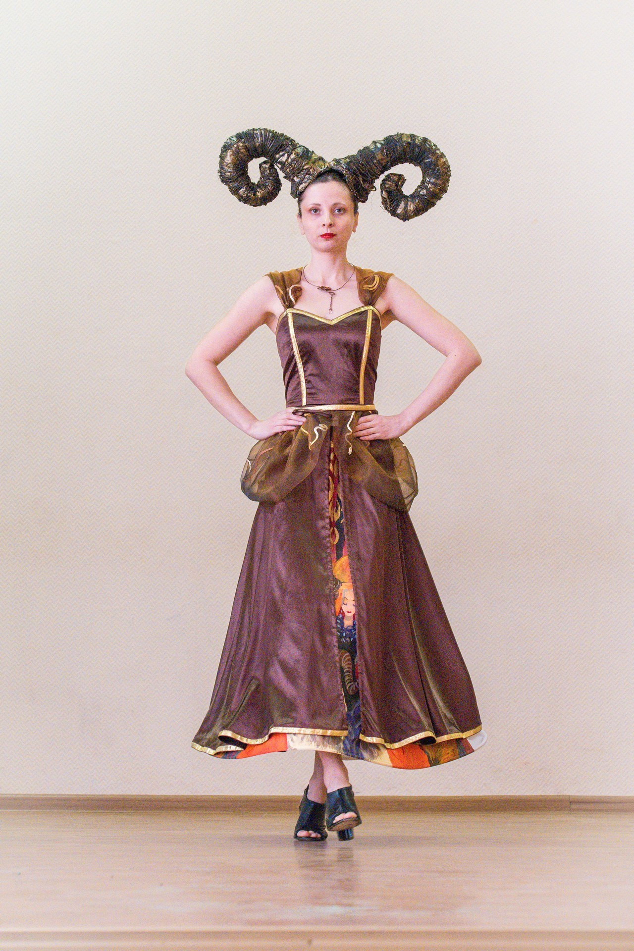 Царскосельский кутюрье. Репортажная съёмка в Санкт-Петербурге, Константин Петров