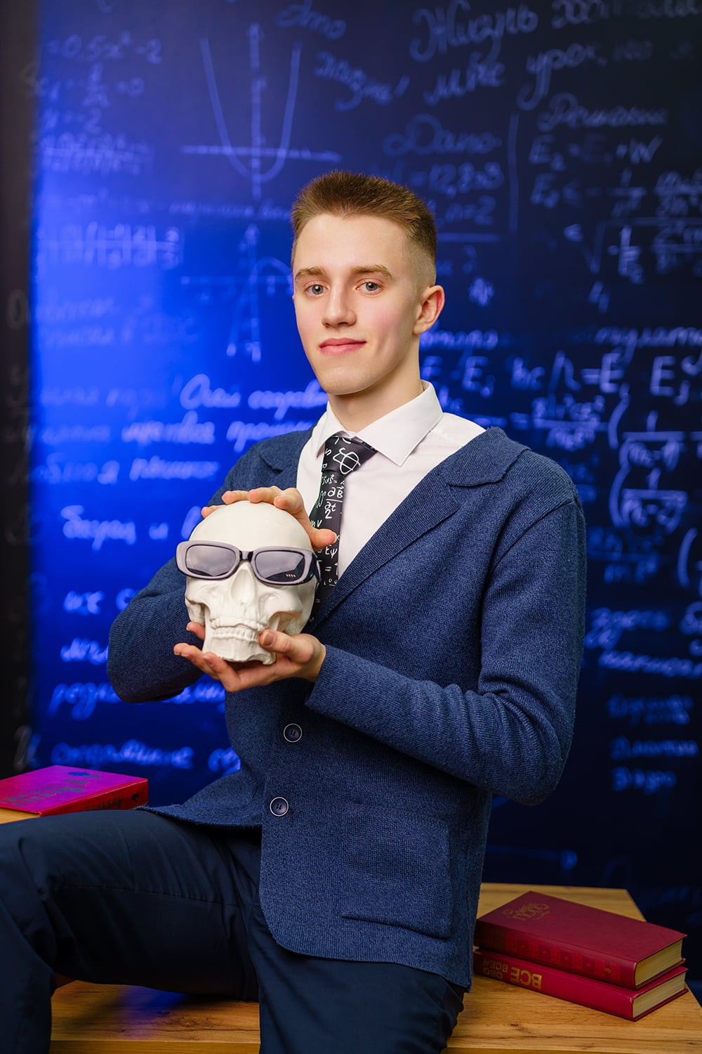 Выпускной альбом для 1 лицея 11в класса: фотосессия в студии. СИГМА | Студия выпускных альбомов Красноярск