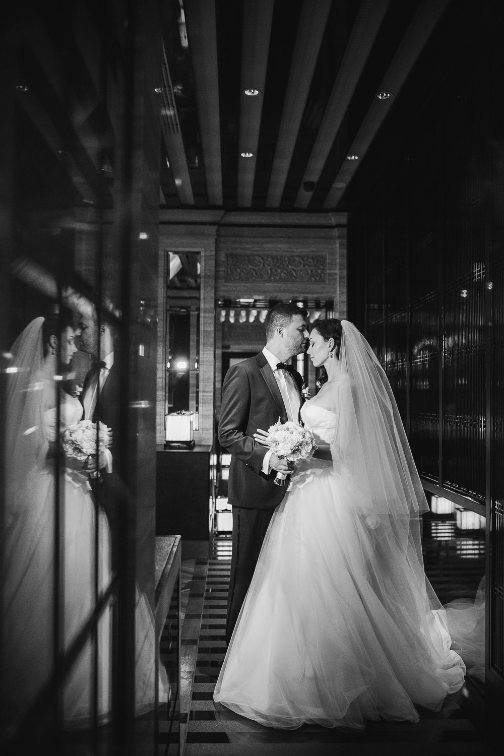 Свадьба в отеле Four Seasons Lion Palace St. Petersburg. Семейный, портретный и свадебный фотограф в Санкт-Петербурге и Москве