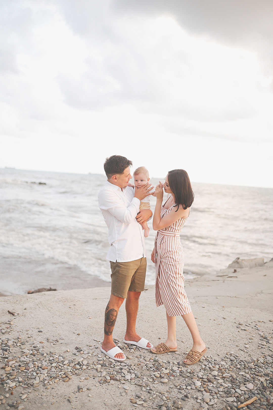Прогулка у моря. Фотограф новорожденных и семей Туапсе Краснодарский край Анна Альтман
