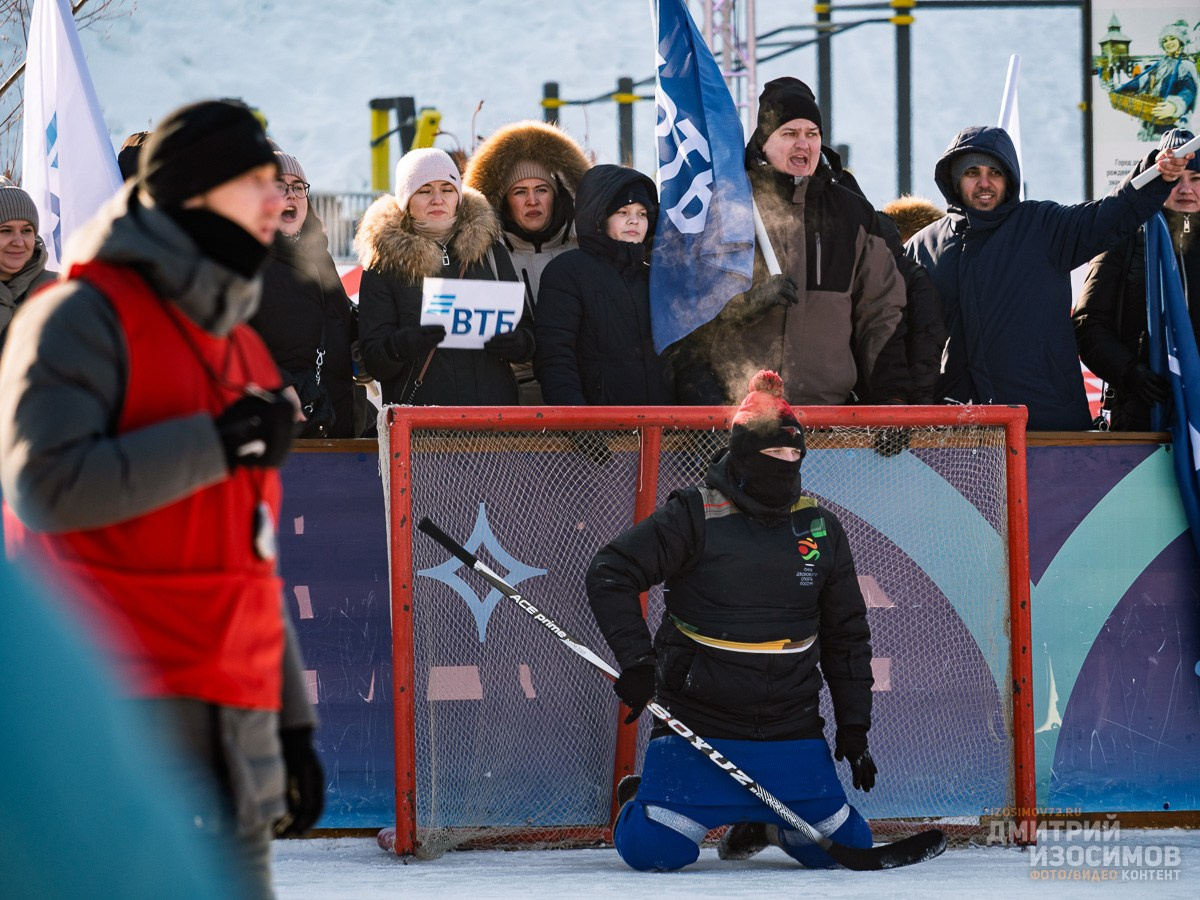 Хоккей у «Конторы пароходства
