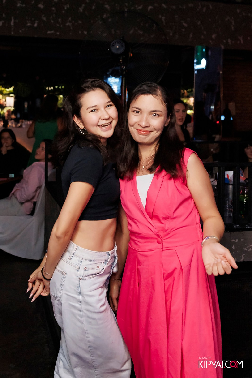 МУЗЫКАЛЬНОЕ ЛОТО В HIT RETRO. КИПЯТКОМ АЛМАТЫ!