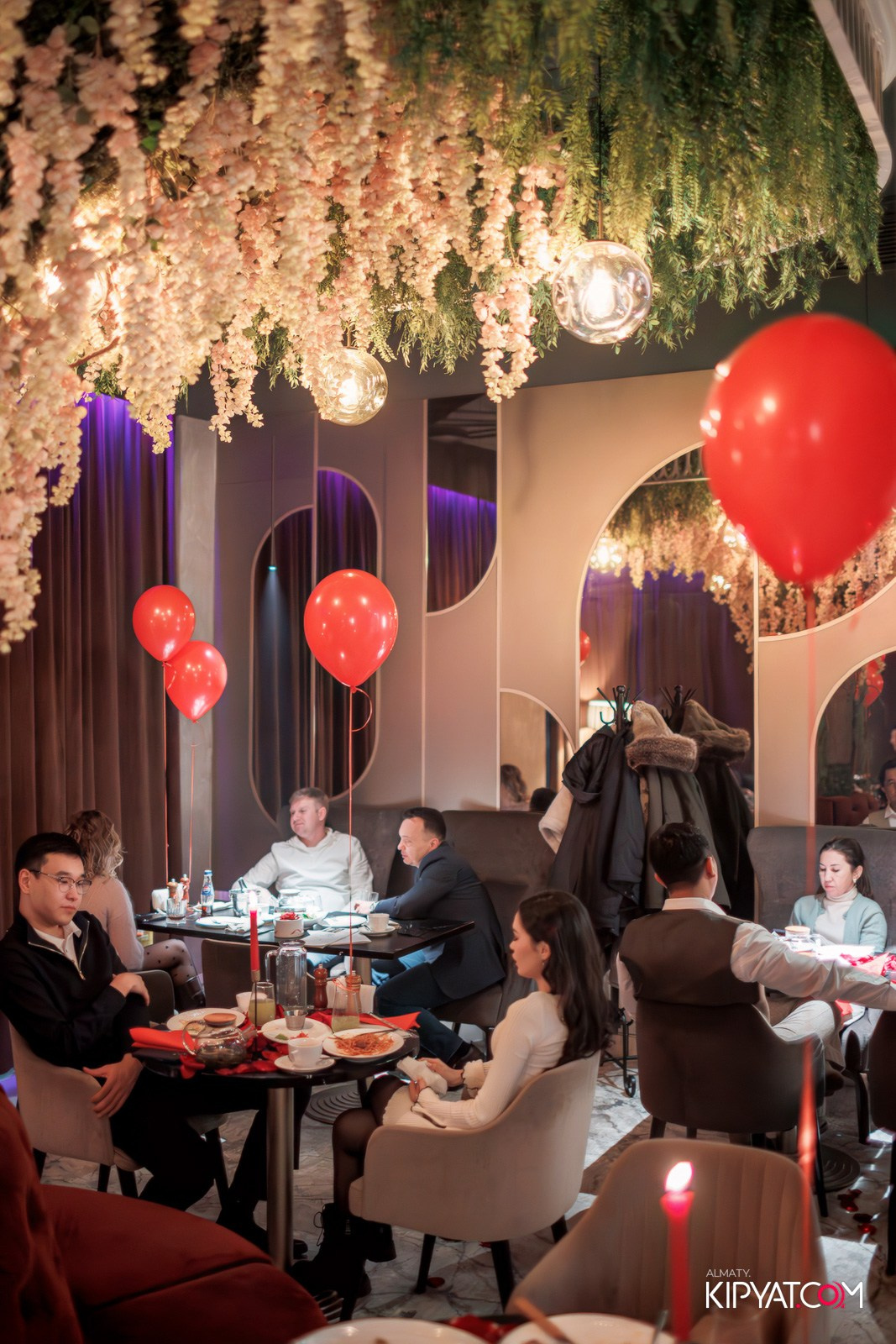 ARABIS НА ГАГАРИНА. КИПЯТКОМ АЛМАТЫ!