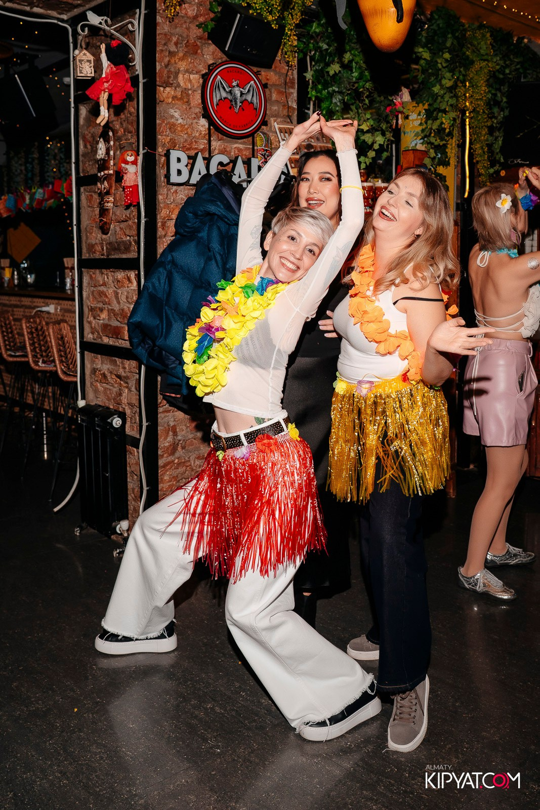 RE: SET. КИПЯТКОМ АЛМАТЫ! Фотосъемка мероприятий в Алматы