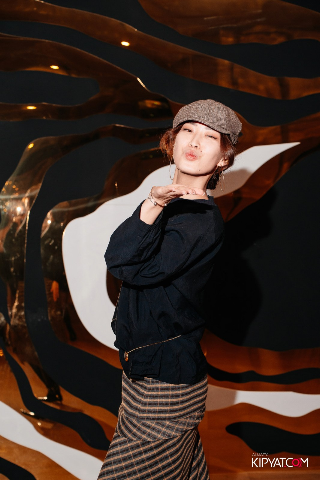 MOOD KARAOKE & TERRACE. КИПЯТКОМ АЛМАТЫ!