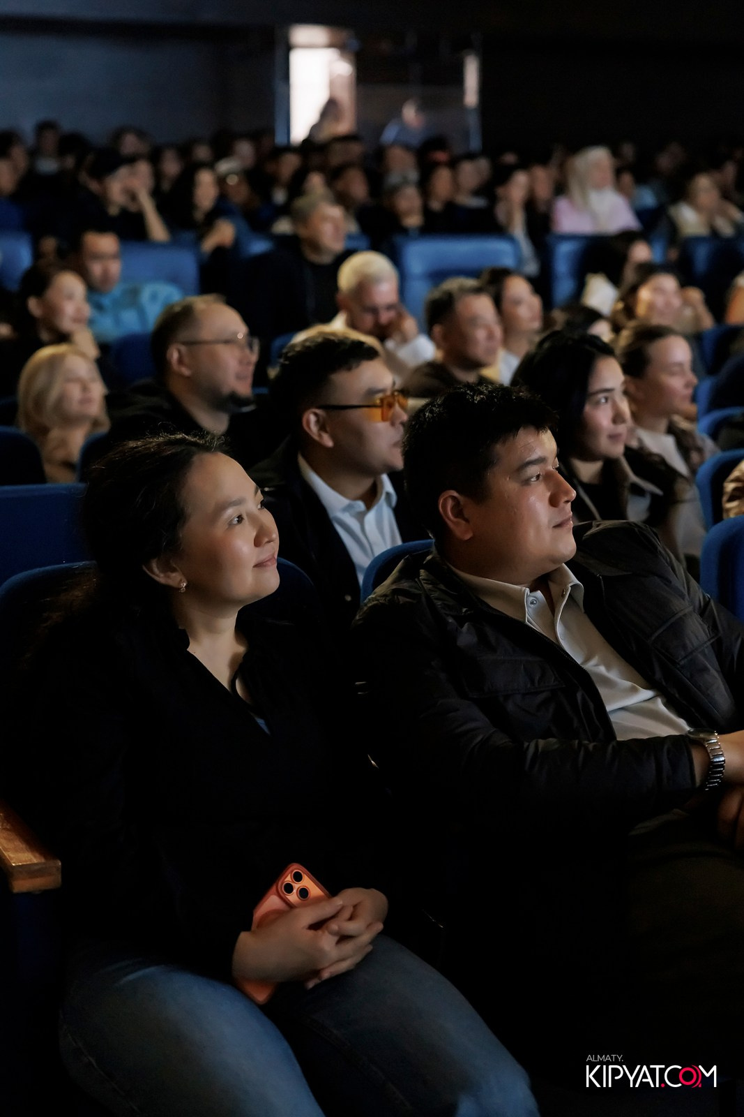 ИМПРОВИЗАЦИОННОЕ STAND UP ШОУ. КИПЯТКОМ АЛМАТЫ! Фотосъемка мероприятий в Алматы