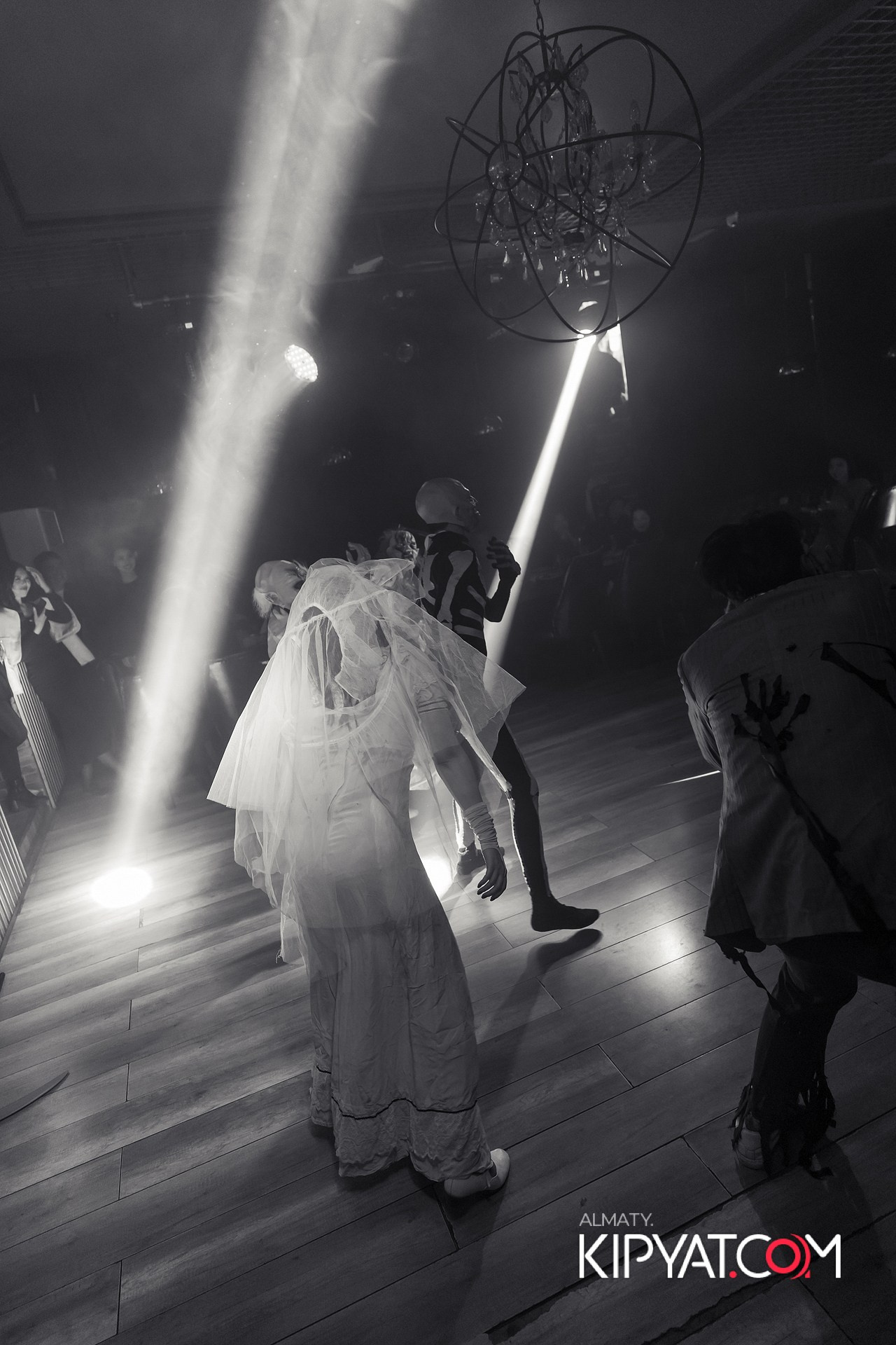 LUGO BAR. КИПЯТКОМ АЛМАТЫ!