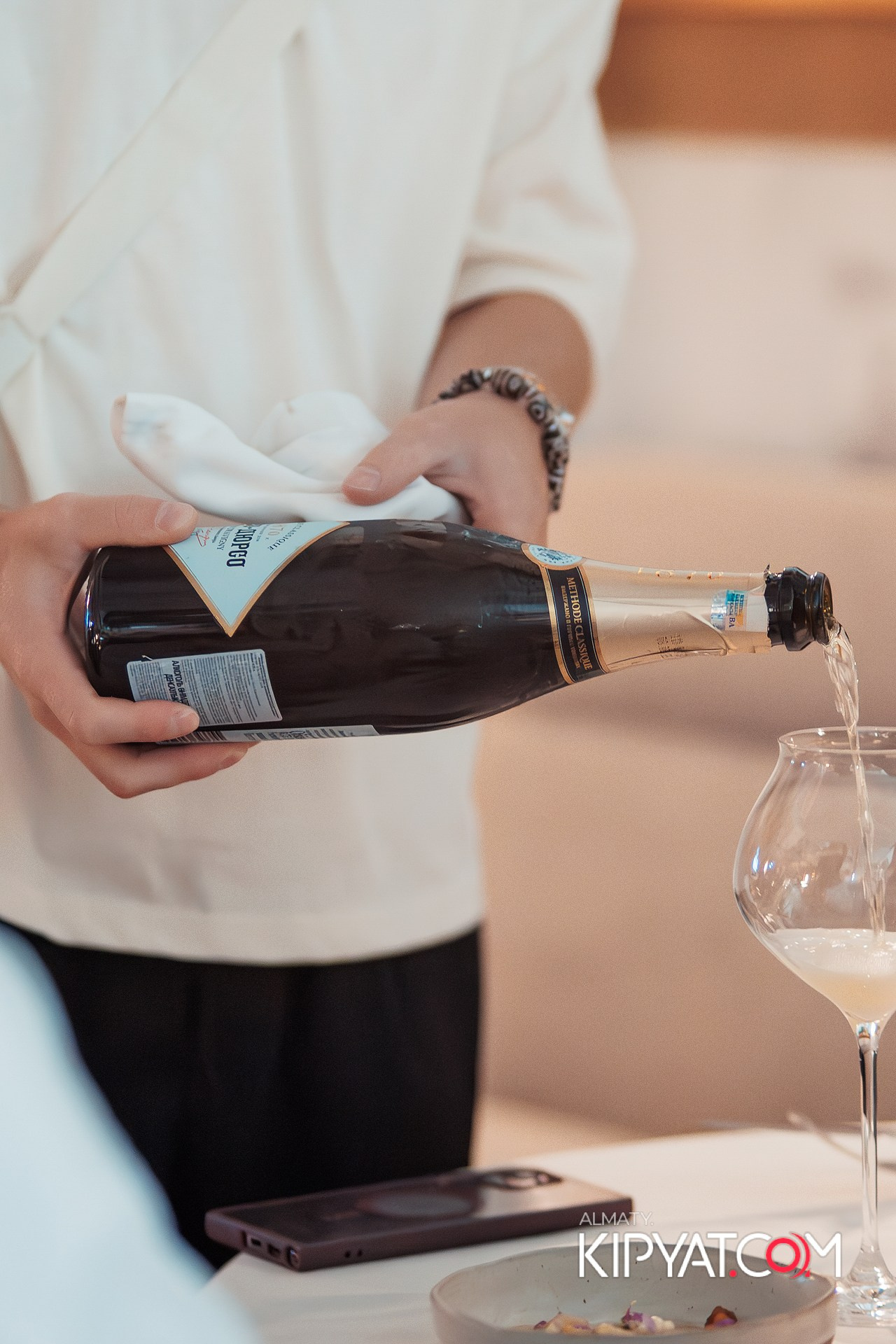 ЭКСКЛЮЗИВНЫЙ ГАСТРОНОМИЧЕСКИЙ УЖИН В 4 РУКИ В СОПРОВОЖДЕНИИ ВИН АБРАУ-ДЮРСО. КИПЯТКОМ АЛМАТЫ!