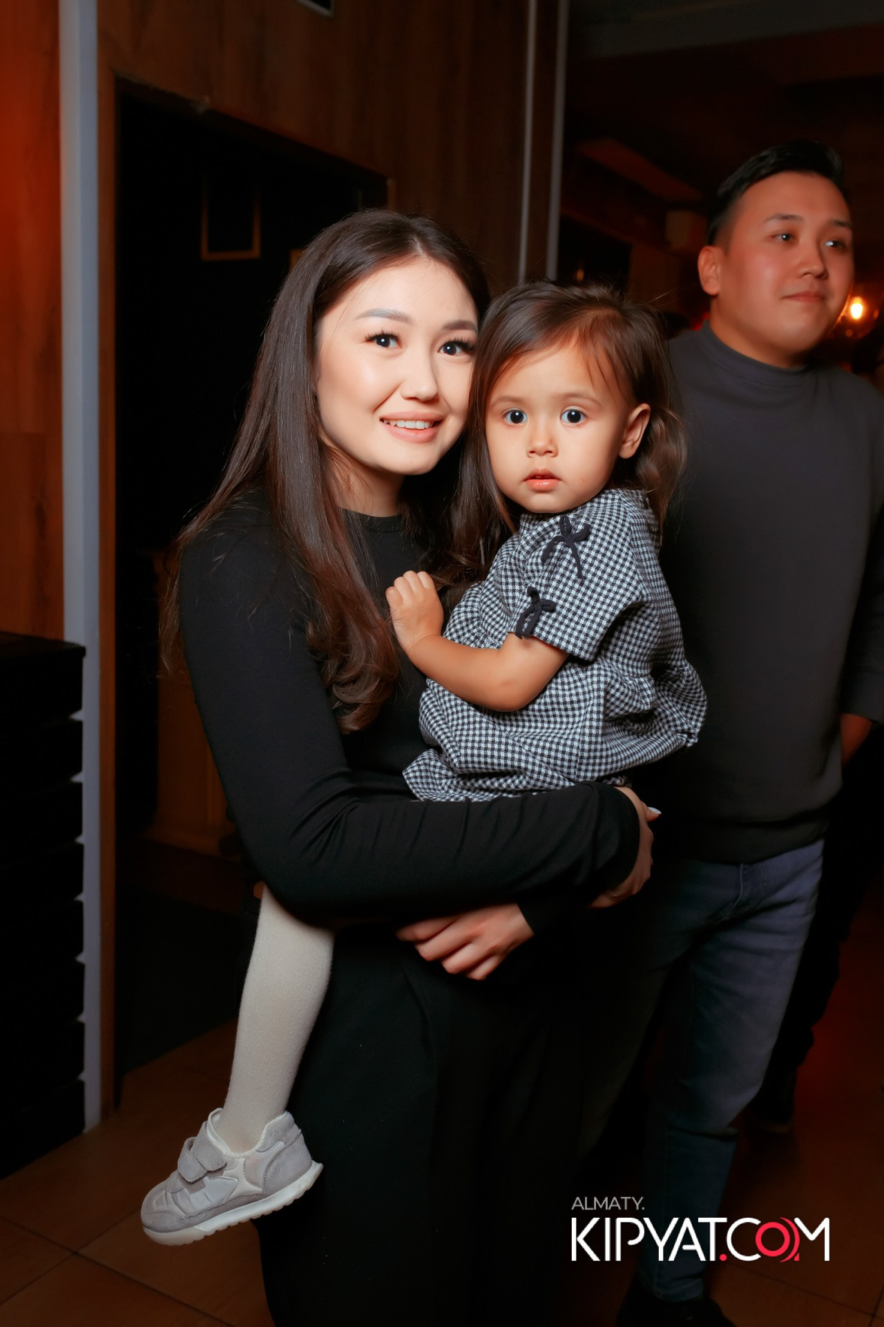 ШИШКА LOUNGE НА ЖИБЕК ЖОЛЫ. КИПЯТКОМ АЛМАТЫ!