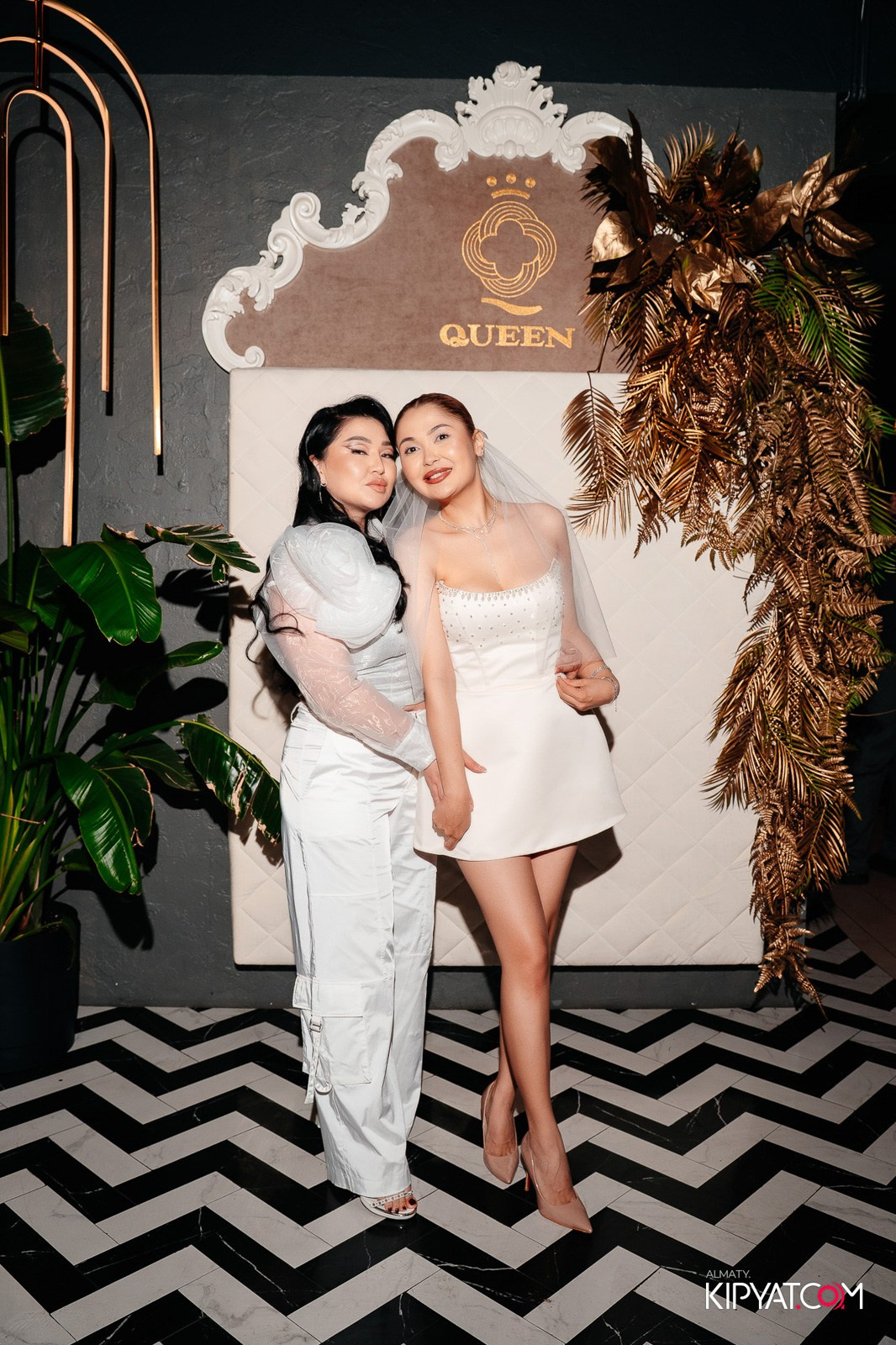 QUEEN. КИПЯТКОМ АЛМАТЫ!