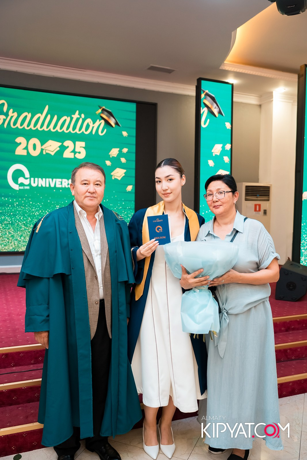 GRADUATION 2025 Q UNIVERSITY. КИПЯТКОМ АЛМАТЫ!