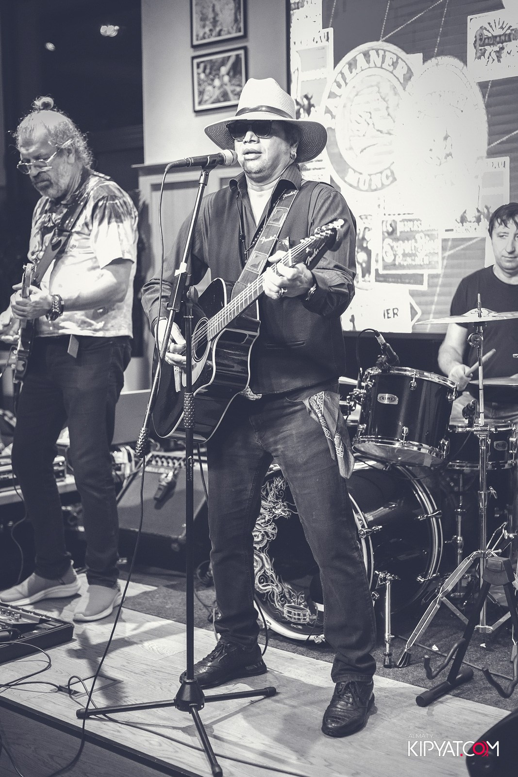 PAULANER. КИПЯТКОМ АЛМАТЫ!