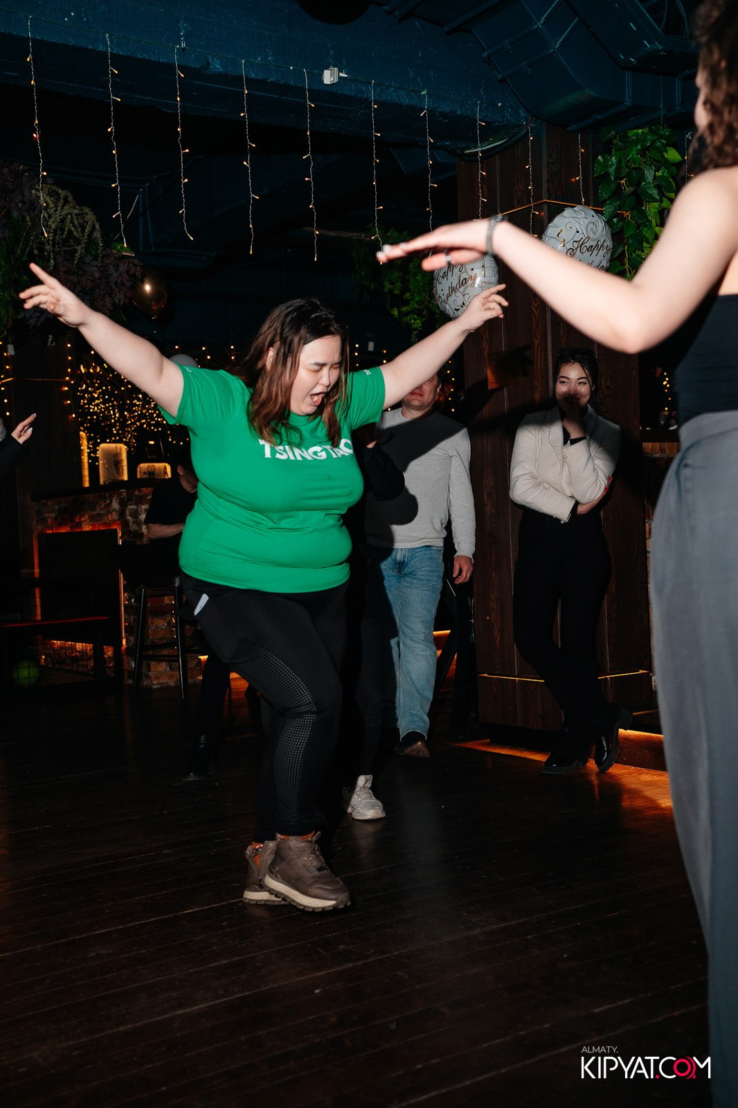 ДЕНЬ РОЖДЕНИЯ — MUNCHEN PUB NA PANFILOVA. КИПЯТКОМ АЛМАТЫ!