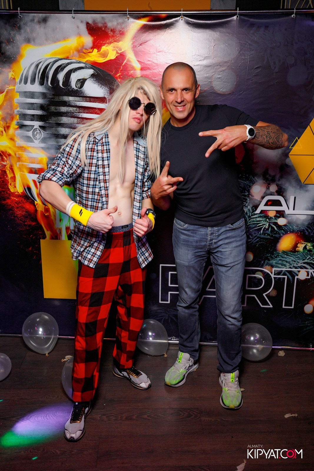 УХО И МЕДВЕДЬ НА ГАГАРИНА. КИПЯТКОМ АЛМАТЫ!