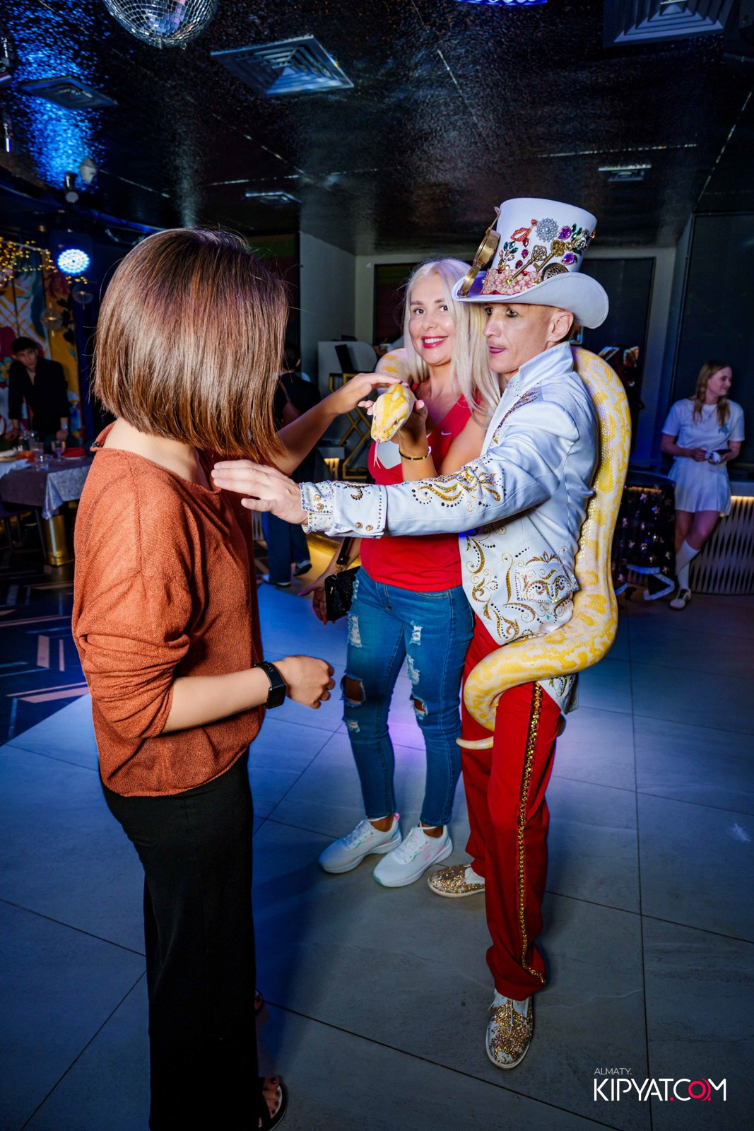 FORT VERNYI. КИПЯТКОМ АЛМАТЫ!